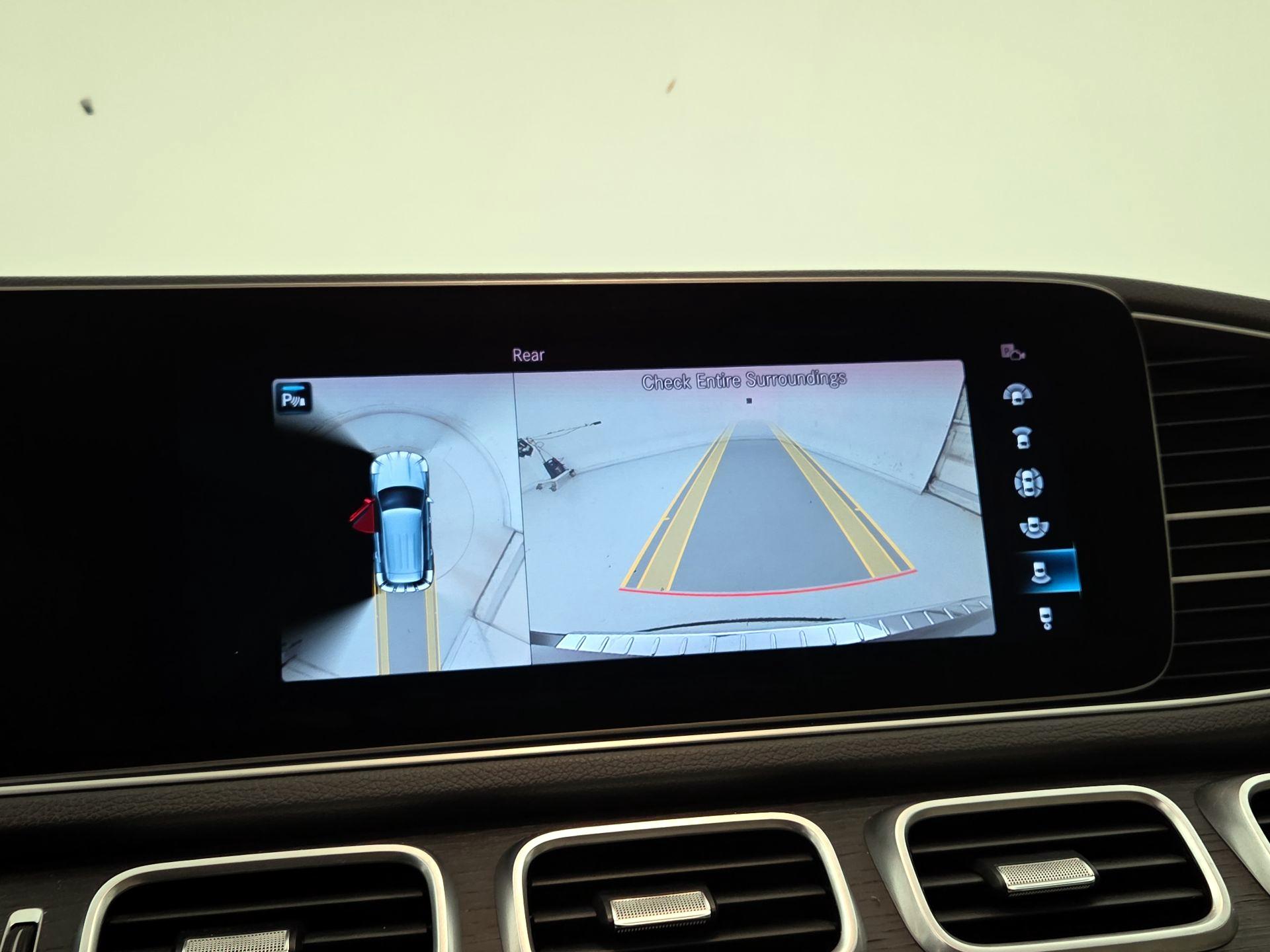 Thumbnail: 2020 Mercedes-Benz GLE - 14