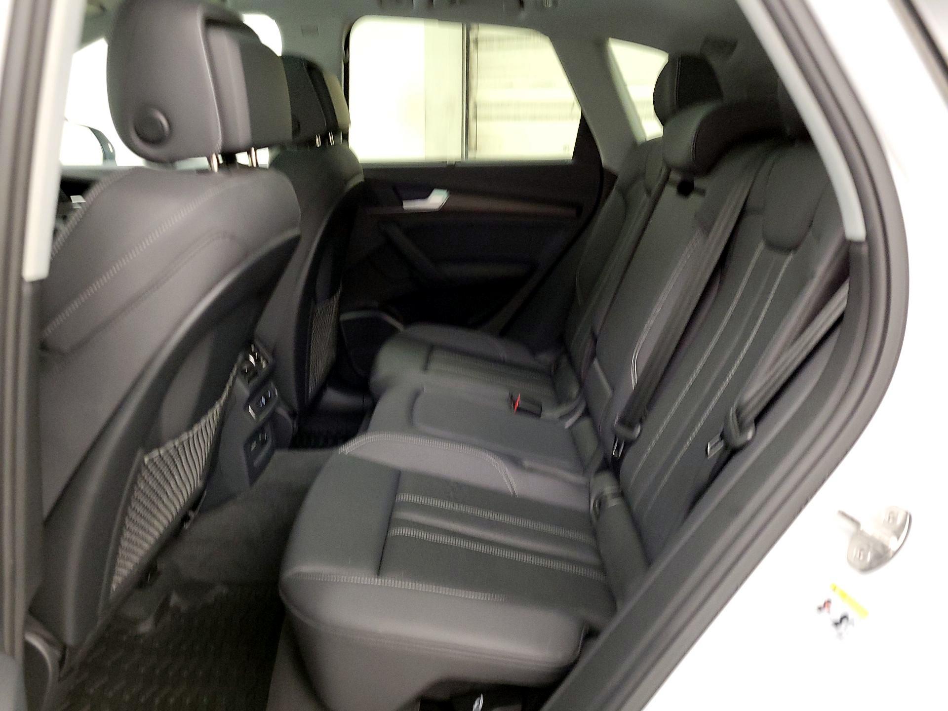 Thumbnail: 2023 Audi Q5 - 20