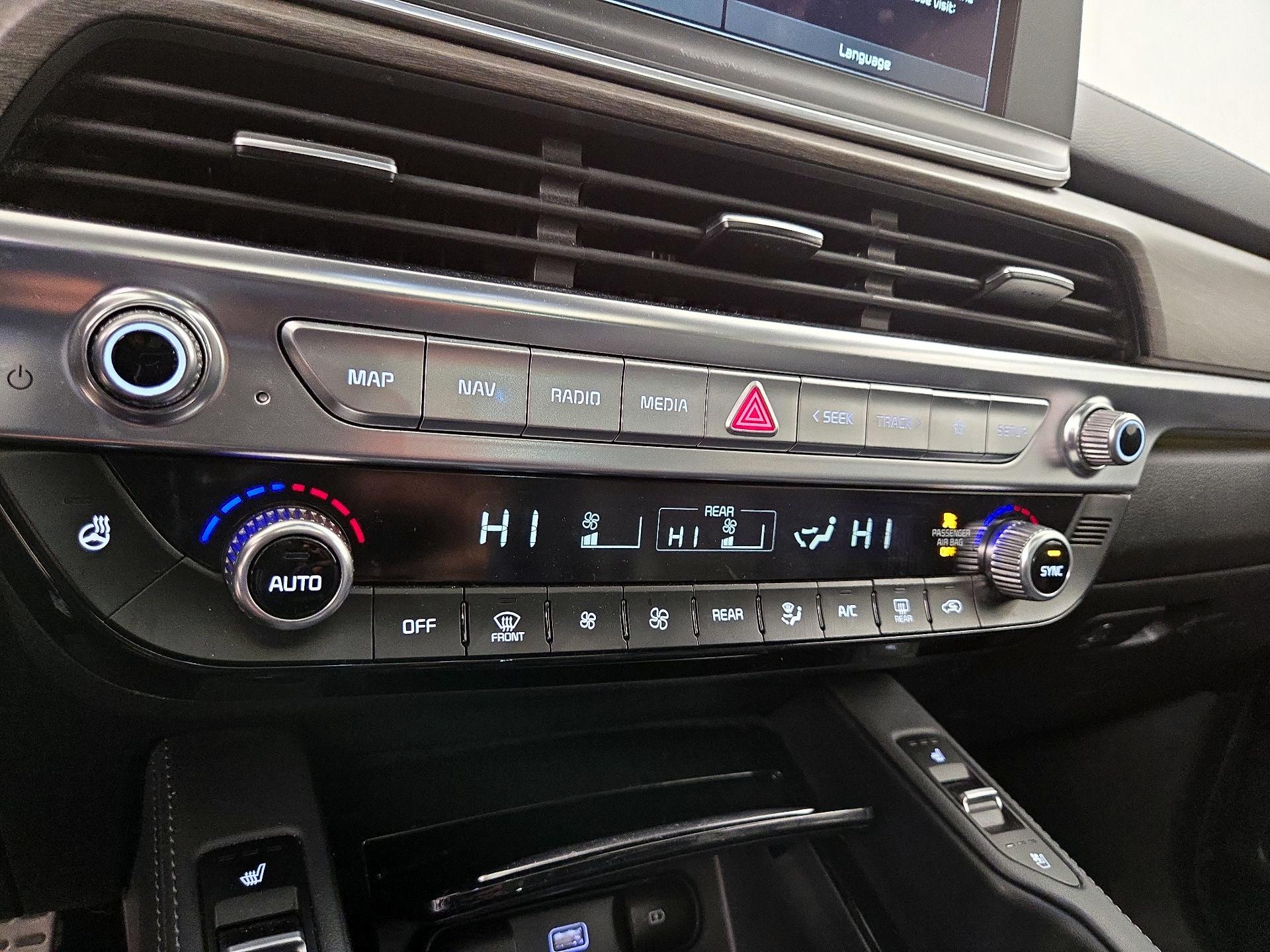 Thumbnail: 2021 Kia Telluride - 17