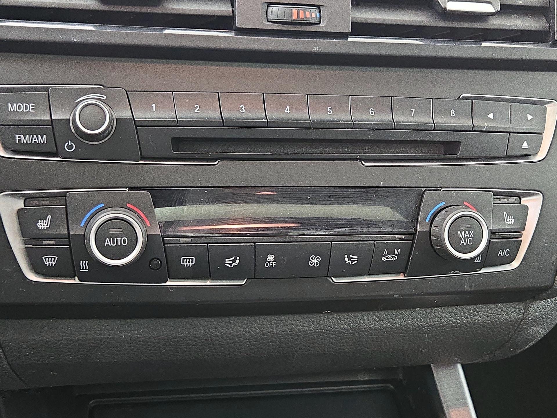 Thumbnail: 2015 BMW 2 Series - 15