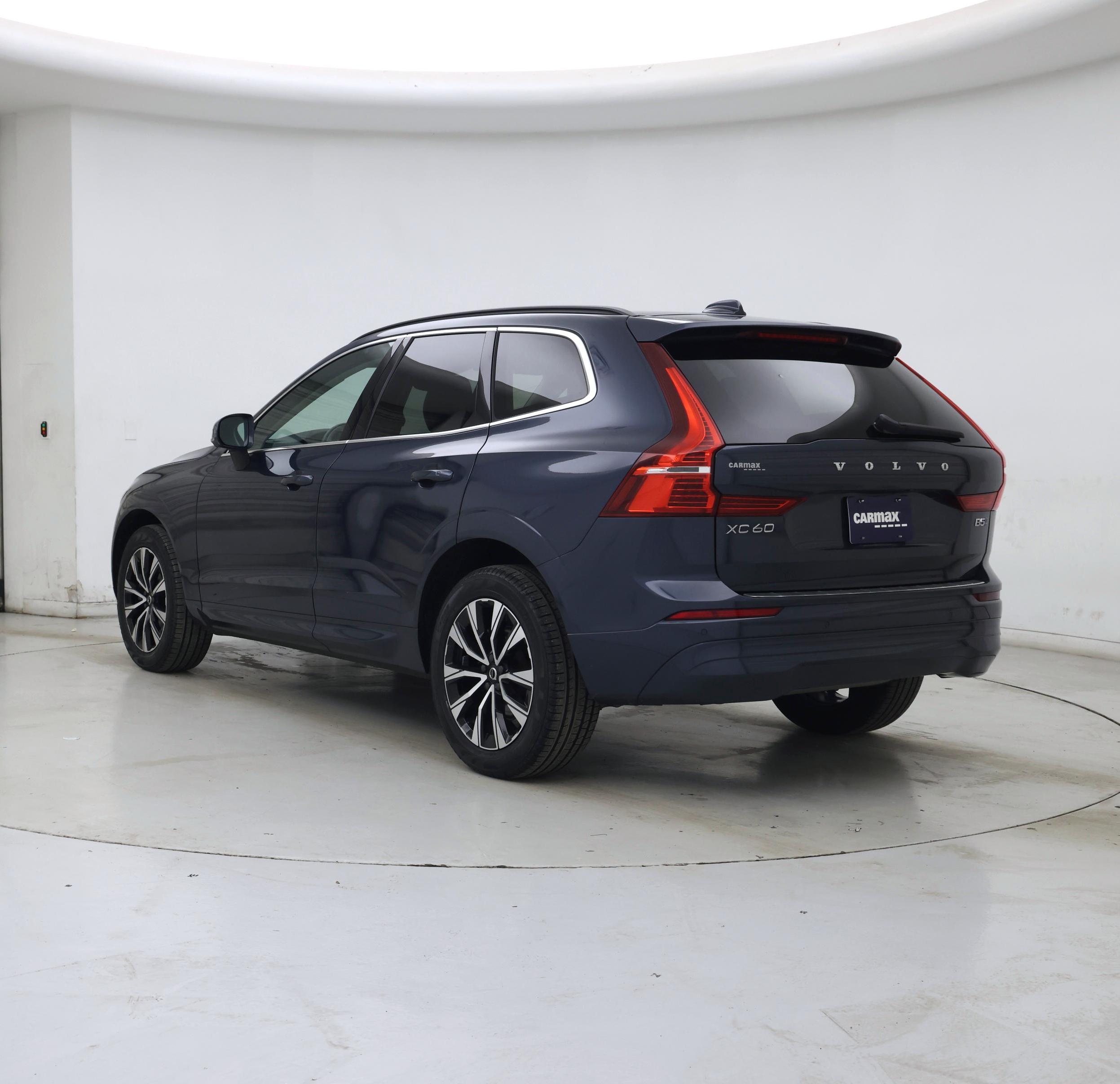 Thumbnail: 2023 Volvo XC60 - 2