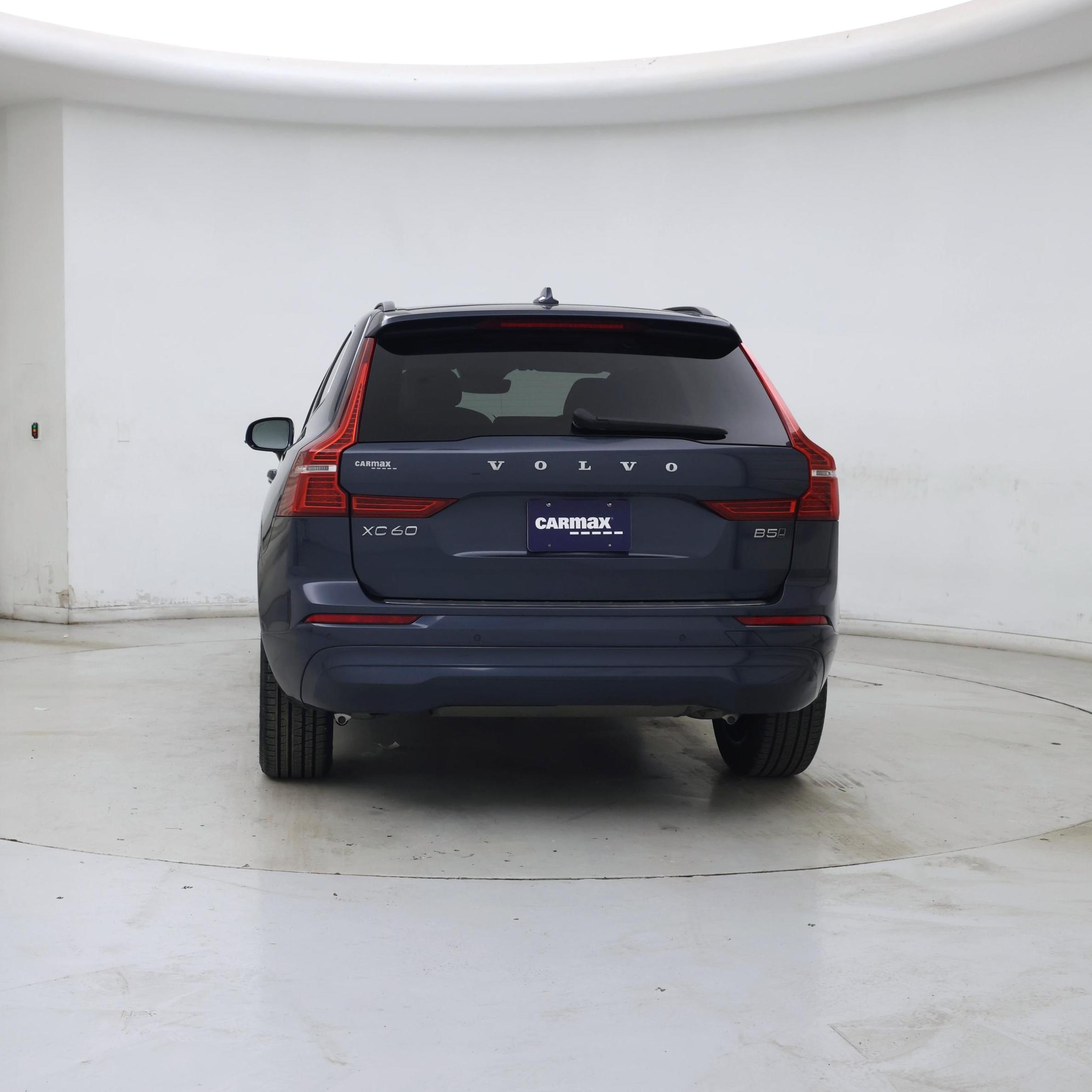 Thumbnail: 2023 Volvo XC60 - 6