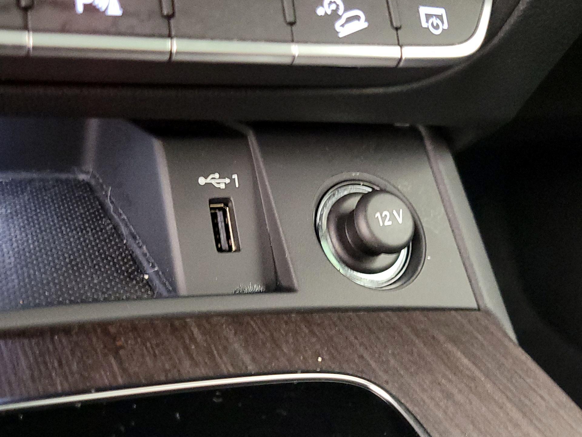 Thumbnail: 2023 Audi Q5 - 18