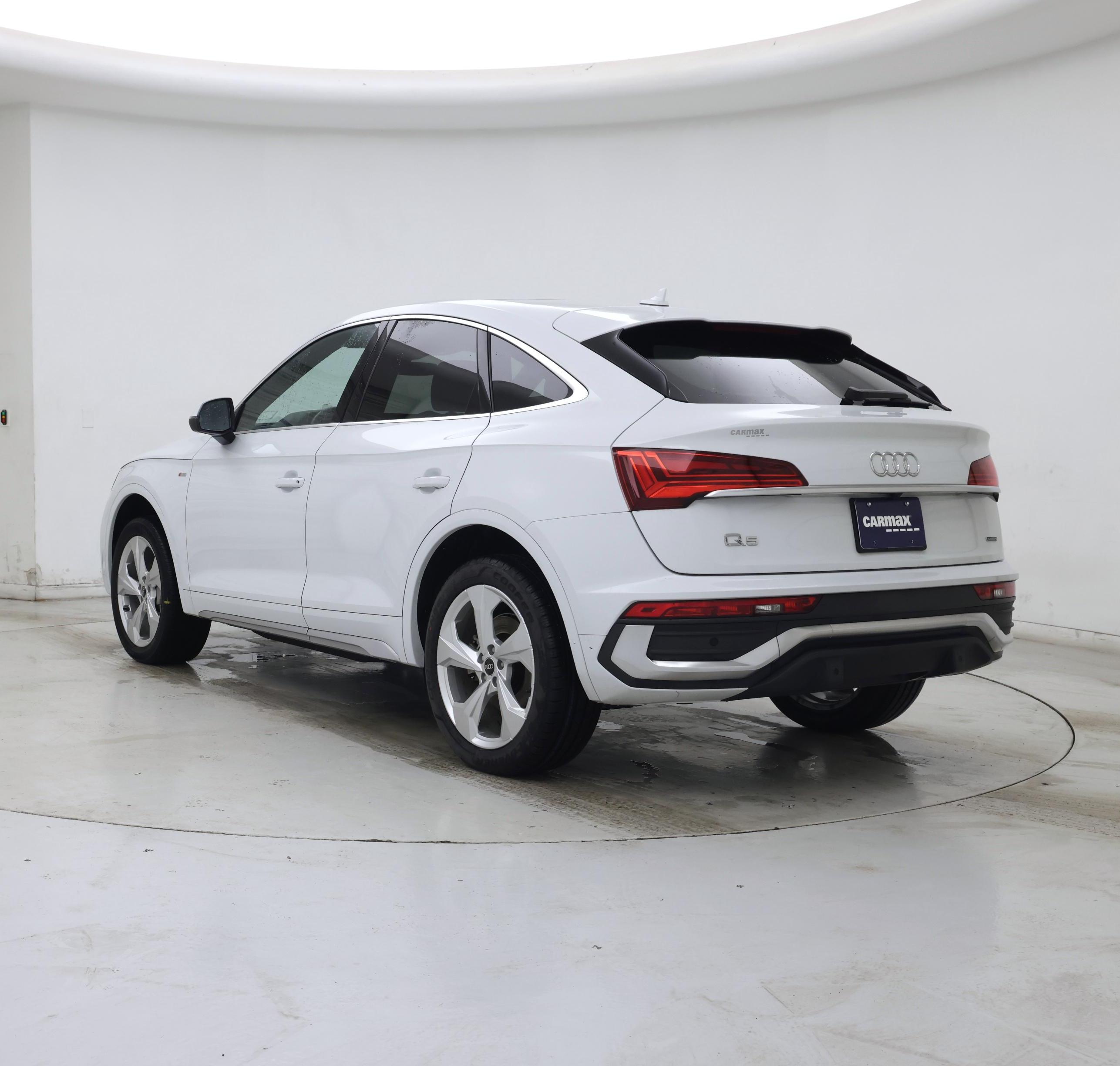 Thumbnail: 2023 Audi Q5 - 2