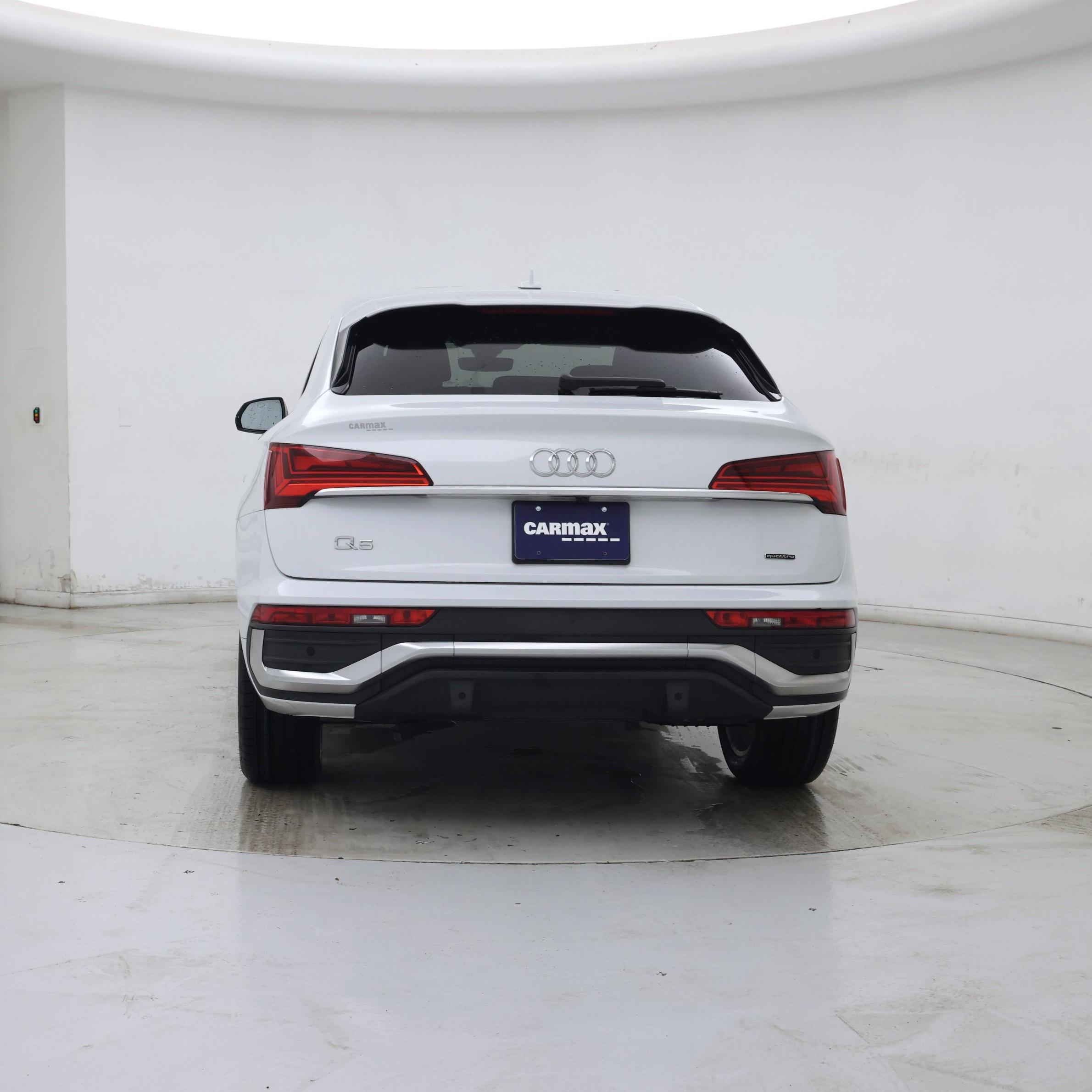 Thumbnail: 2023 Audi Q5 - 6