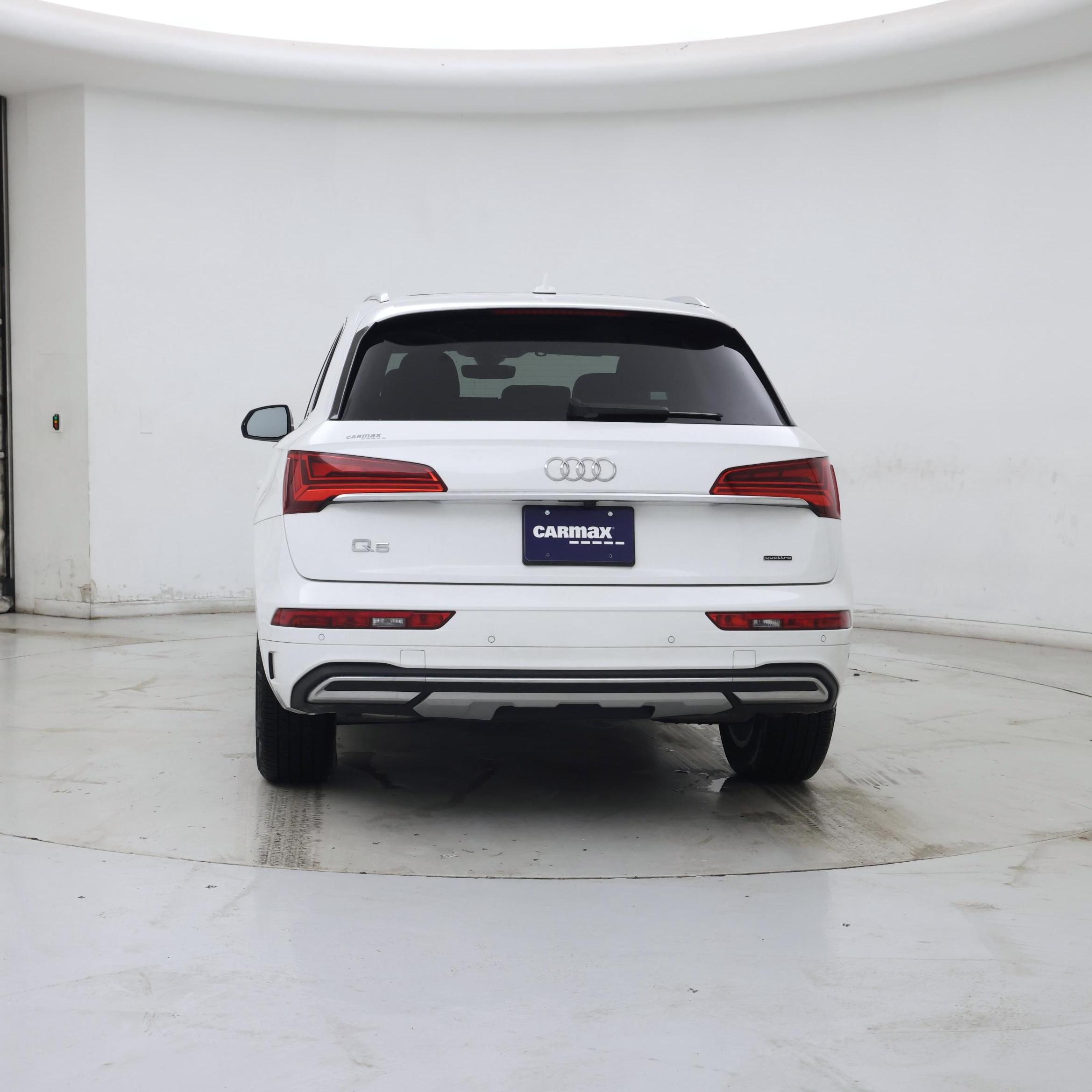 Thumbnail: 2023 Audi Q5 - 6