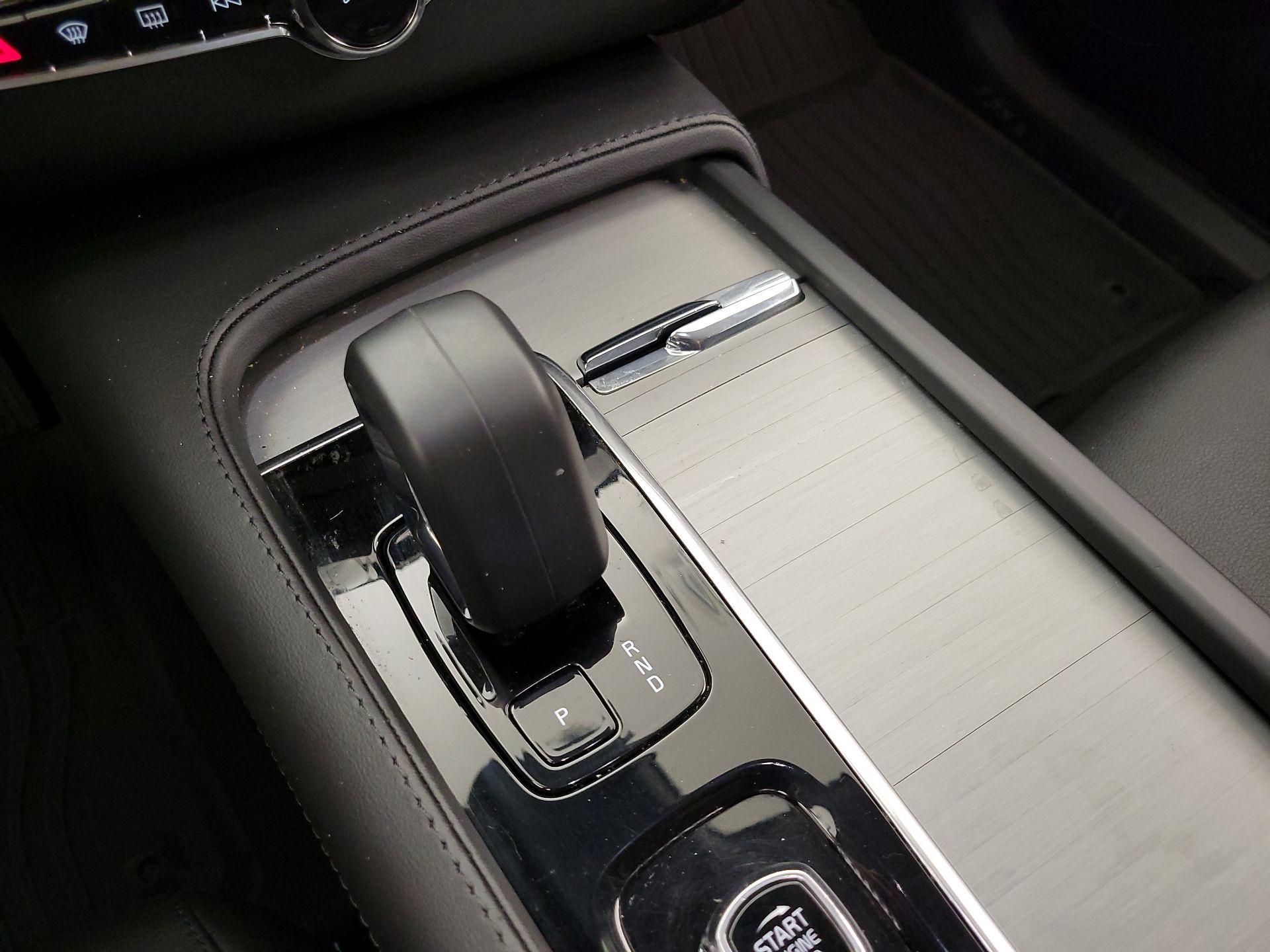 Thumbnail: 2024 Volvo XC90 - 18