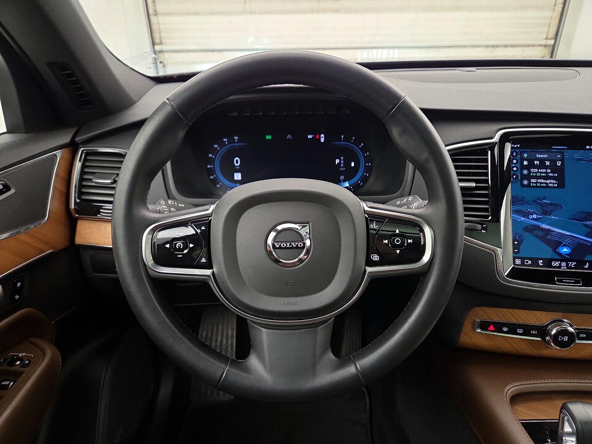 Thumbnail: 2023 Volvo XC90 - 10