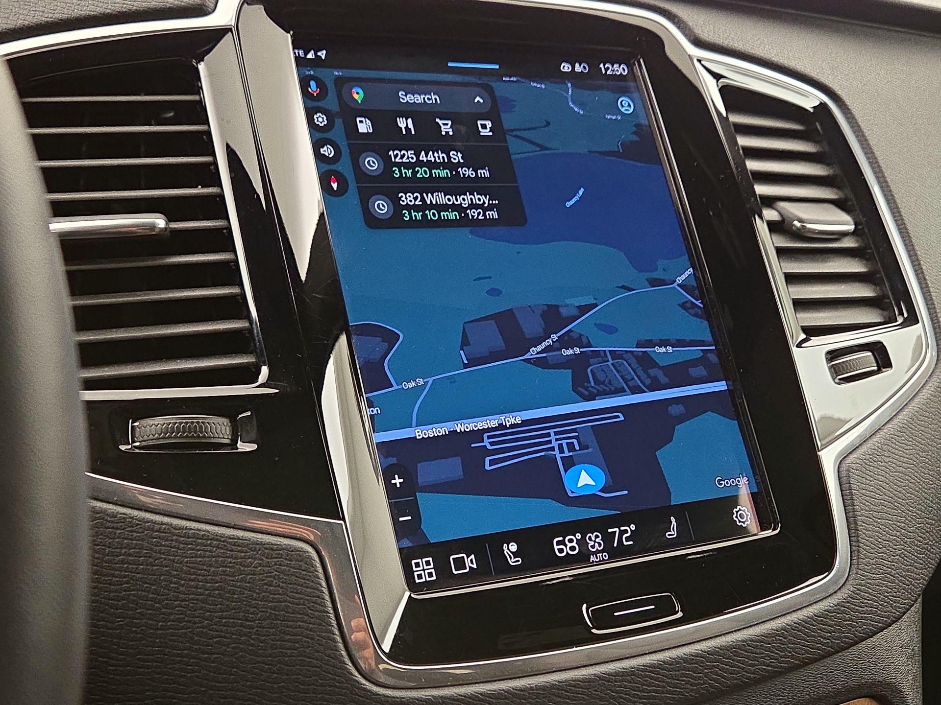 Thumbnail: 2023 Volvo XC90 - 14