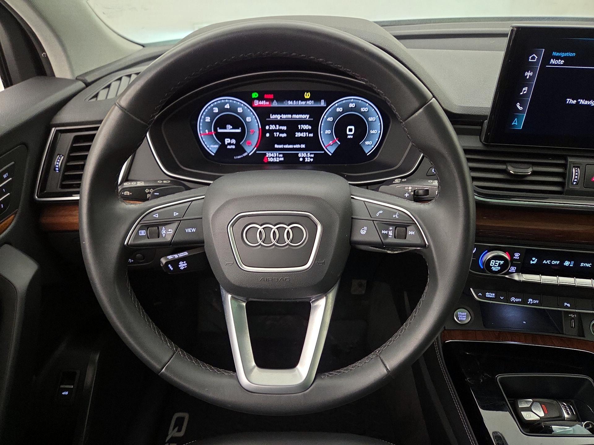 Thumbnail: 2022 Audi Q5 - 10