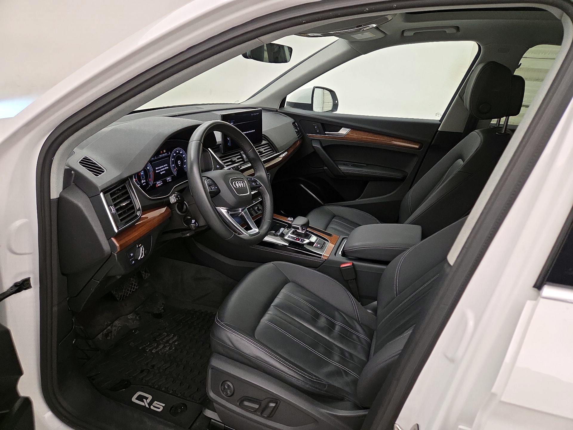 Thumbnail: 2022 Audi Q5 - 11