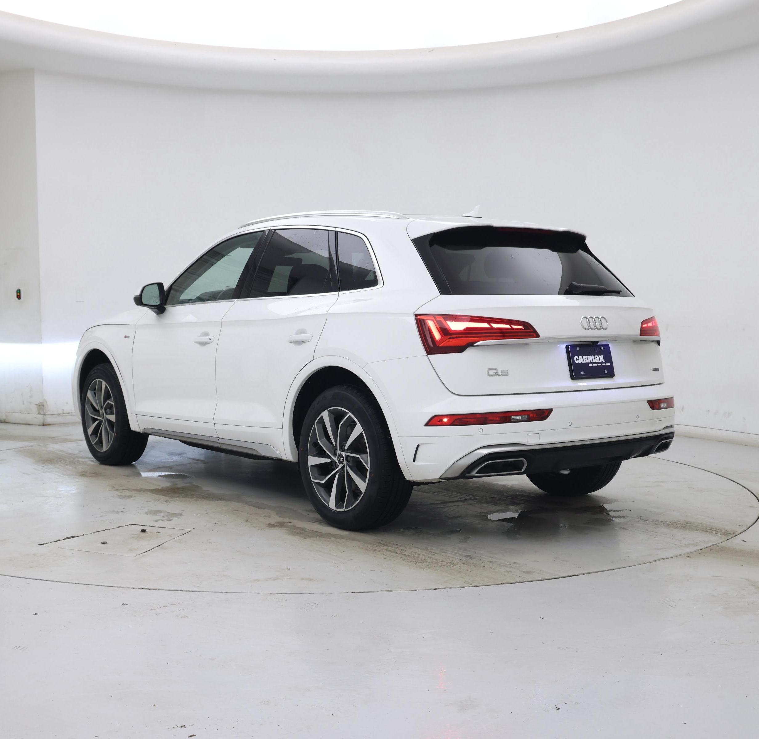 Thumbnail: 2022 Audi Q5 - 2