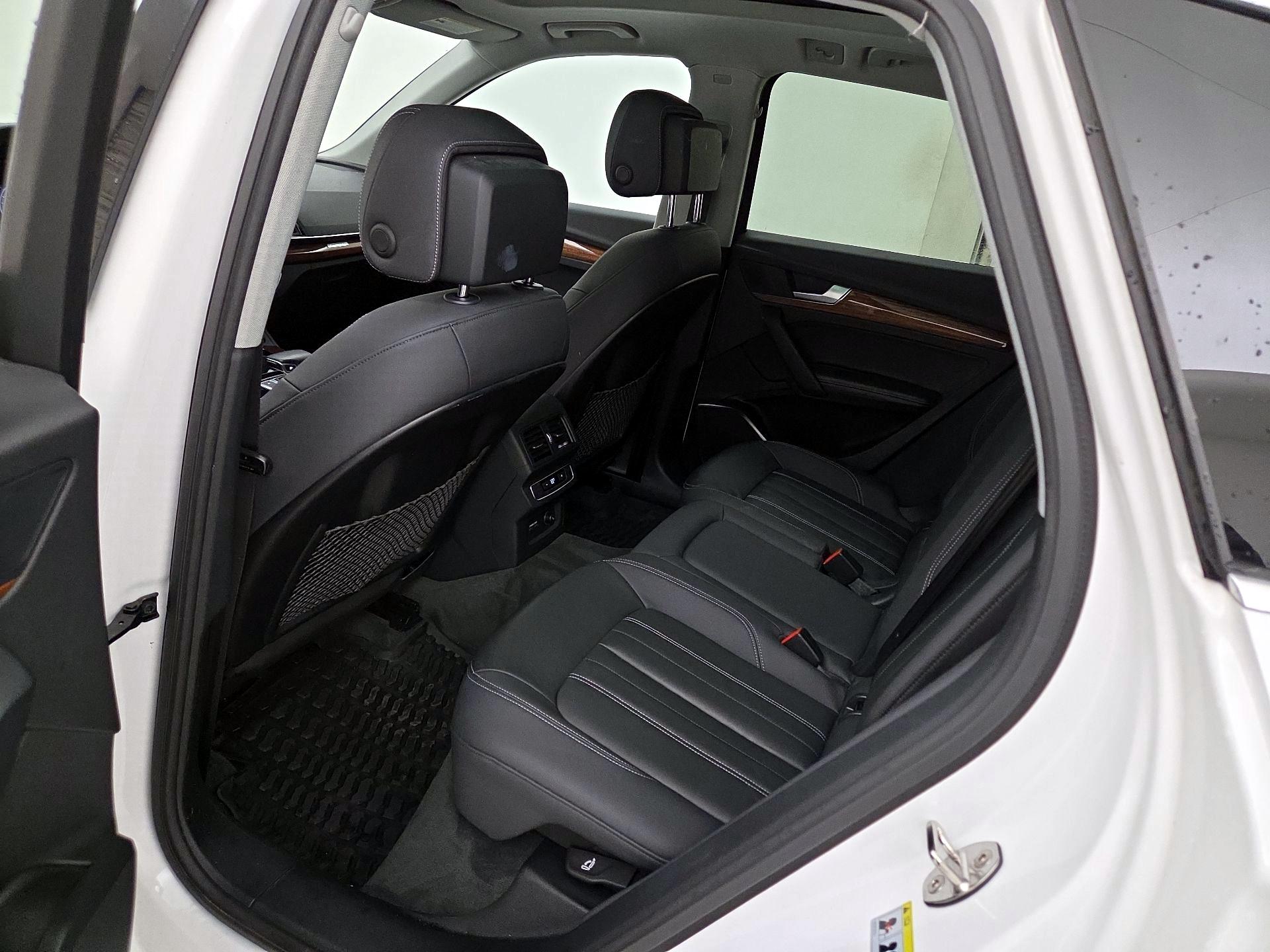 Thumbnail: 2022 Audi Q5 - 20