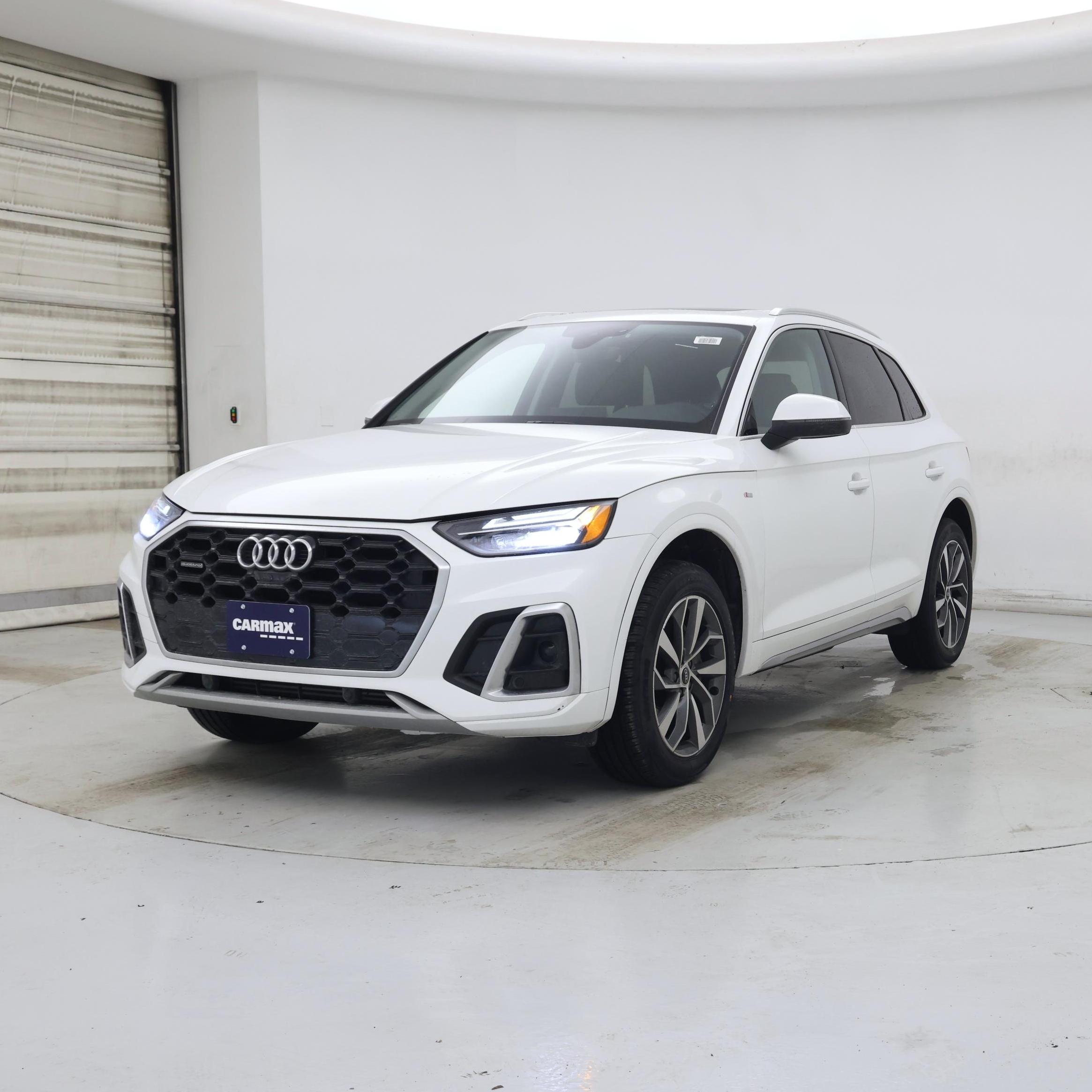 Thumbnail: 2022 Audi Q5 - 4