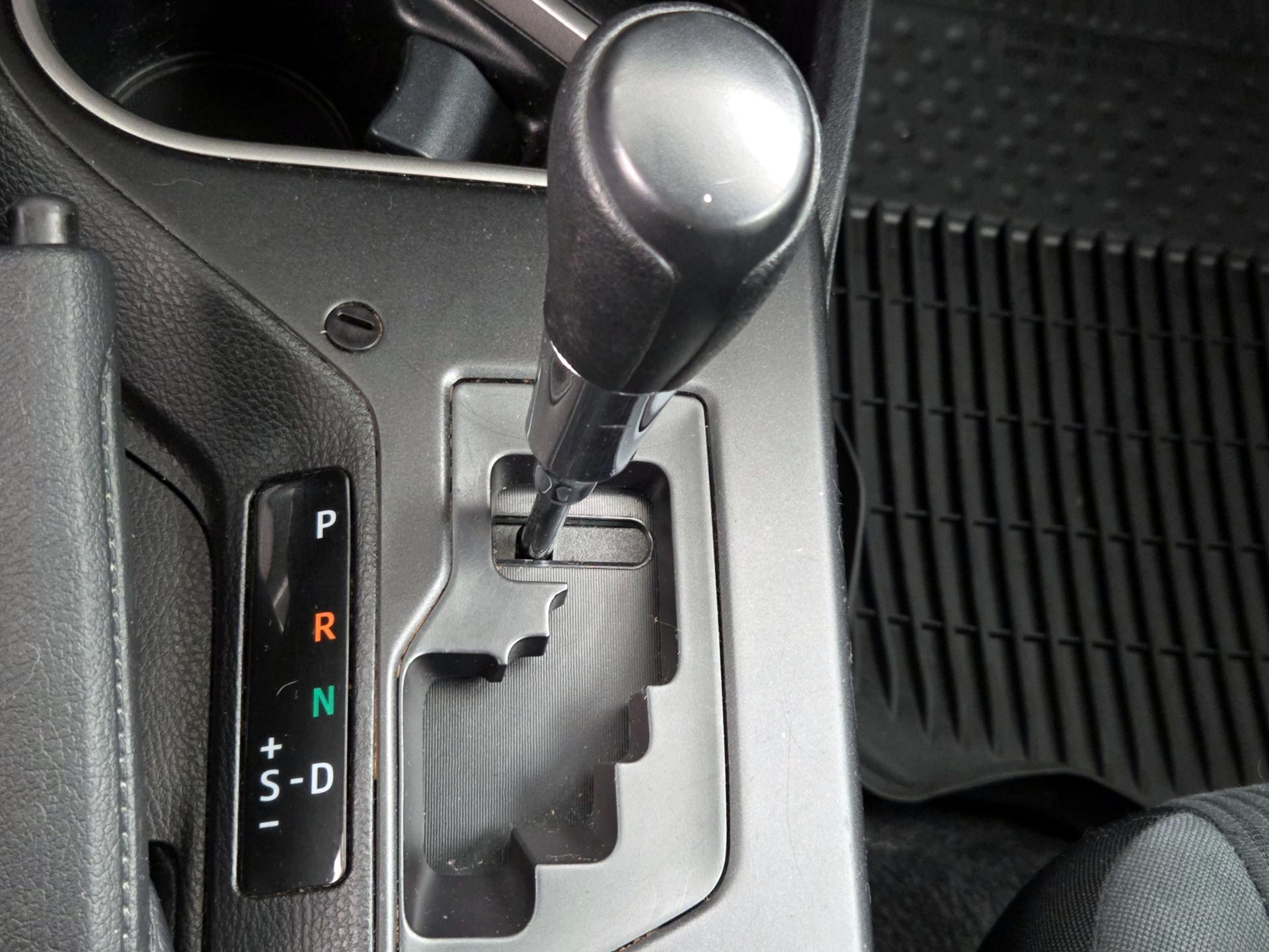 Thumbnail: 2017 Toyota RAV4 - 17