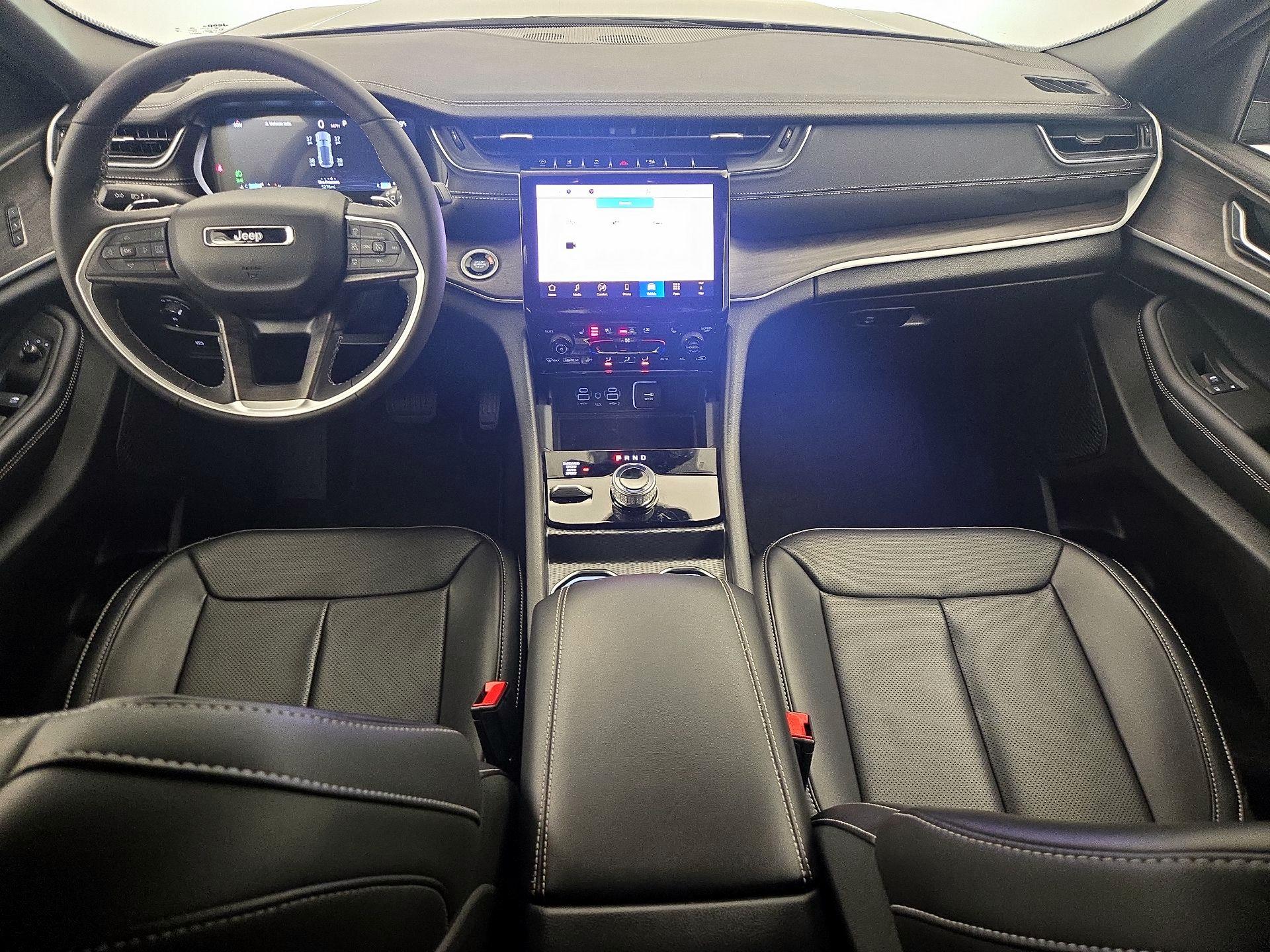 Thumbnail: 2025 Jeep Grand Cherokee - 9