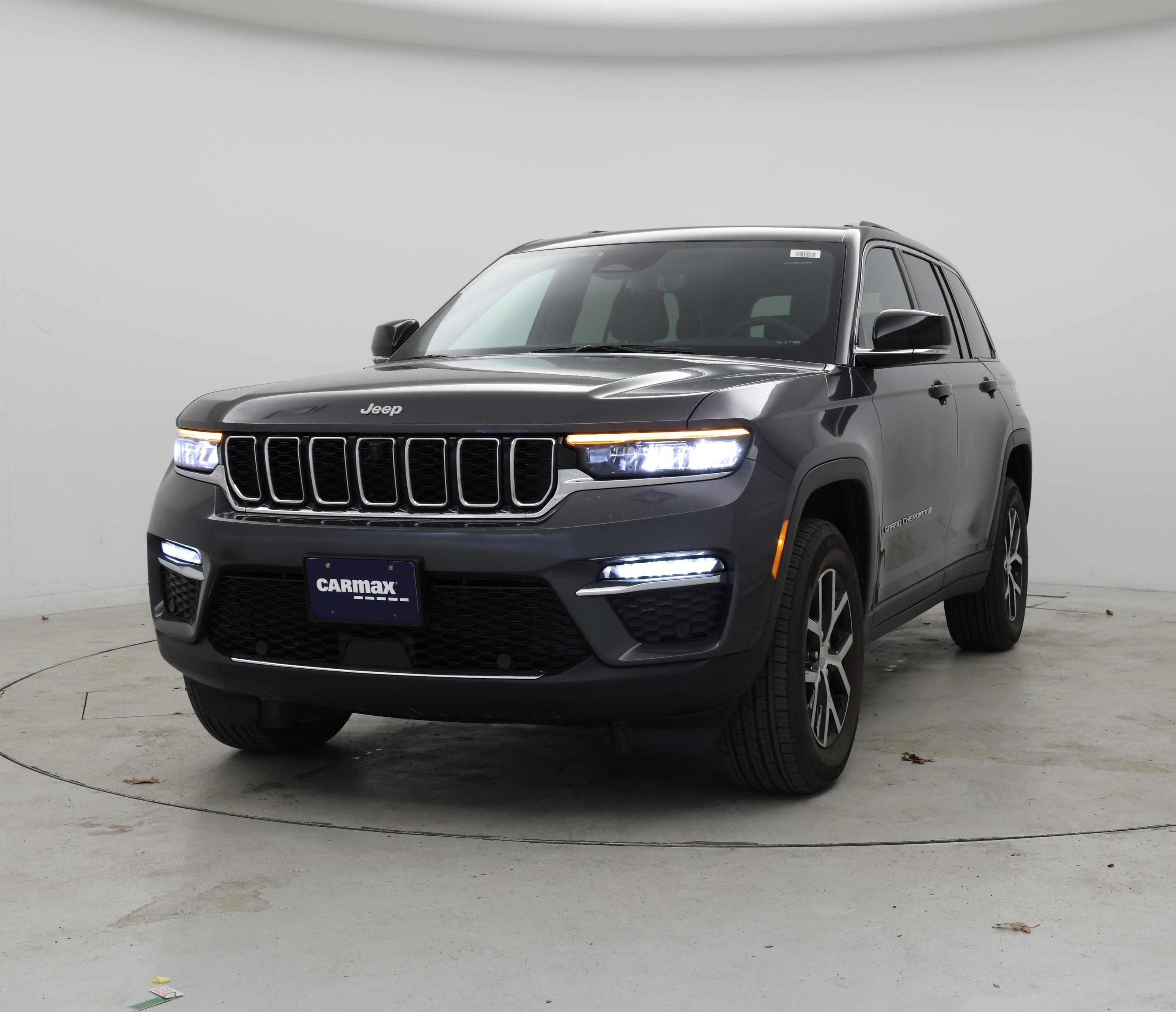 Thumbnail: 2025 Jeep Grand Cherokee - 4