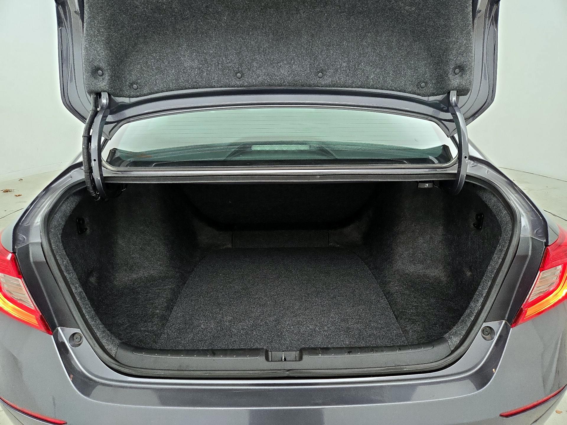 Thumbnail: 2020 Honda Accord - 19