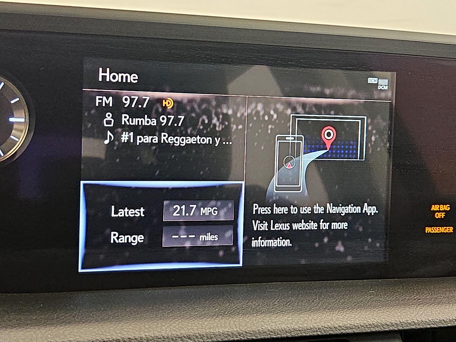 Thumbnail: 2020 Lexus ES - 15