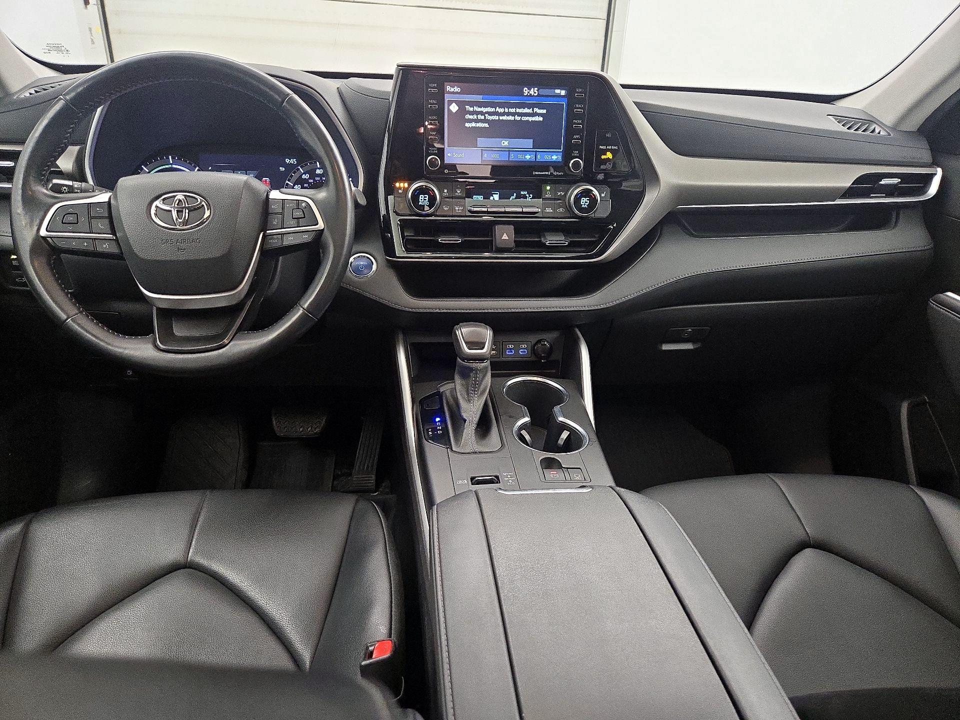 Thumbnail: 2022 Toyota Highlander - 9