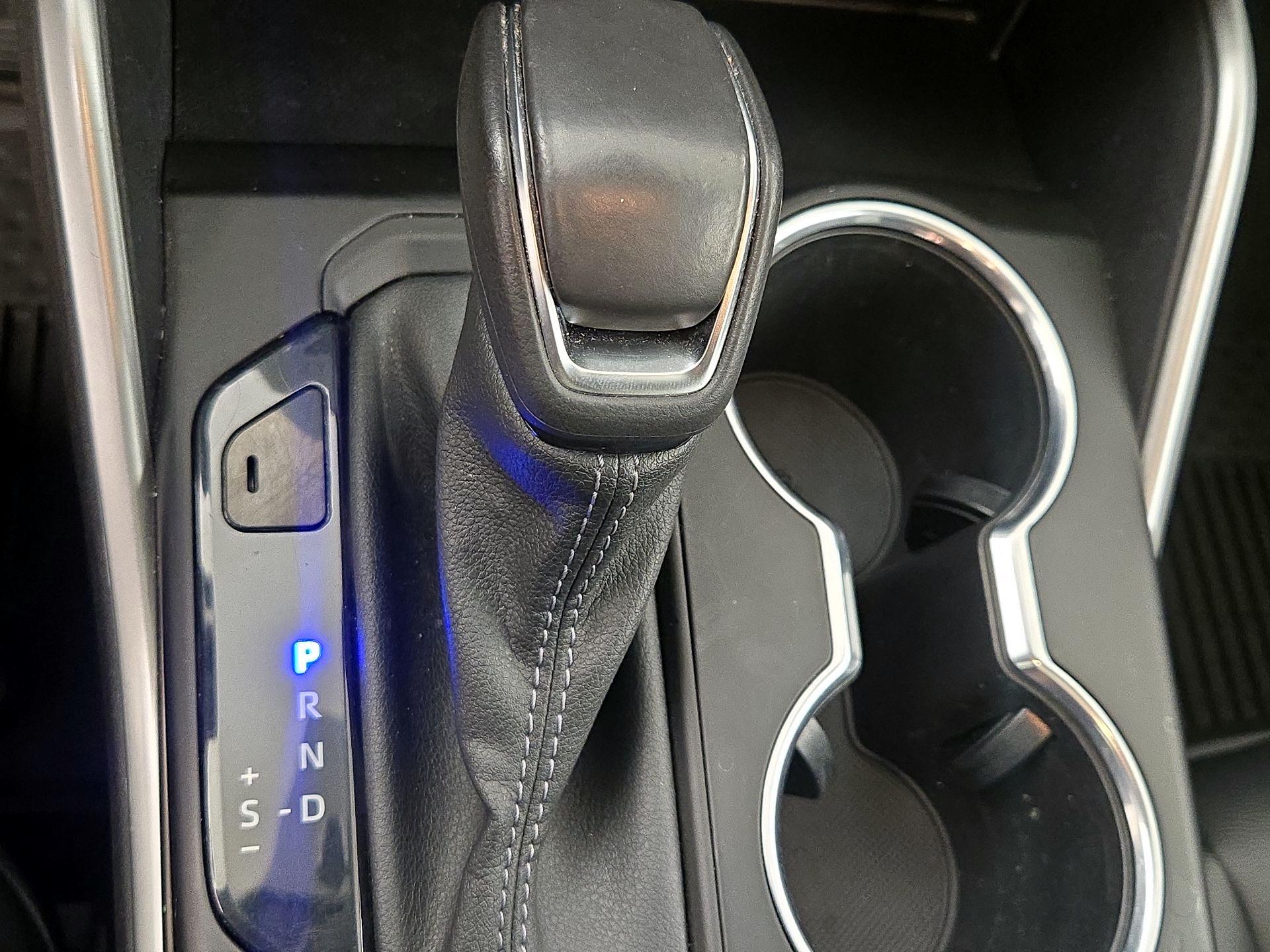 Thumbnail: 2022 Toyota Highlander - 17