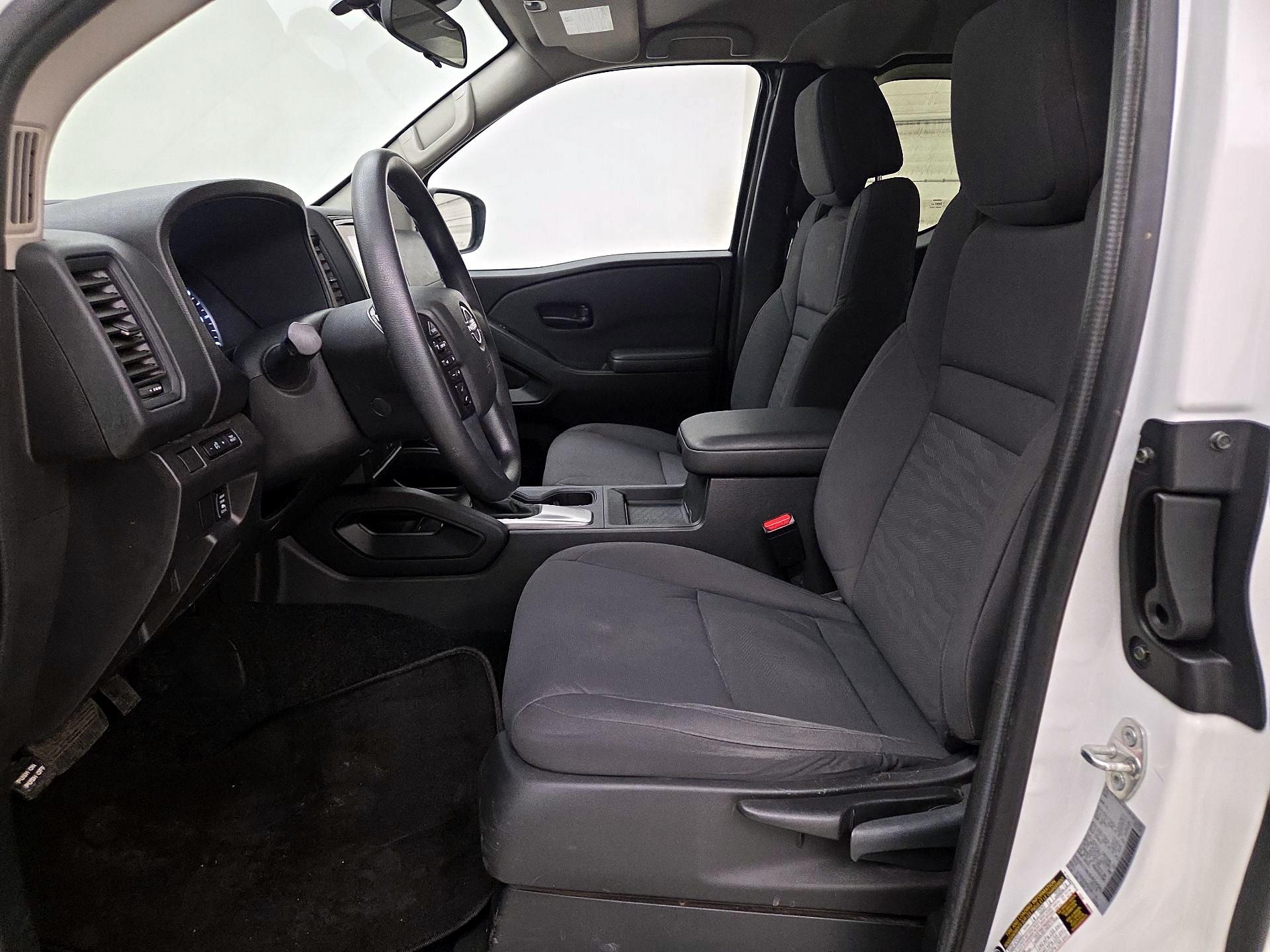 Thumbnail: 2024 Nissan Frontier - 11