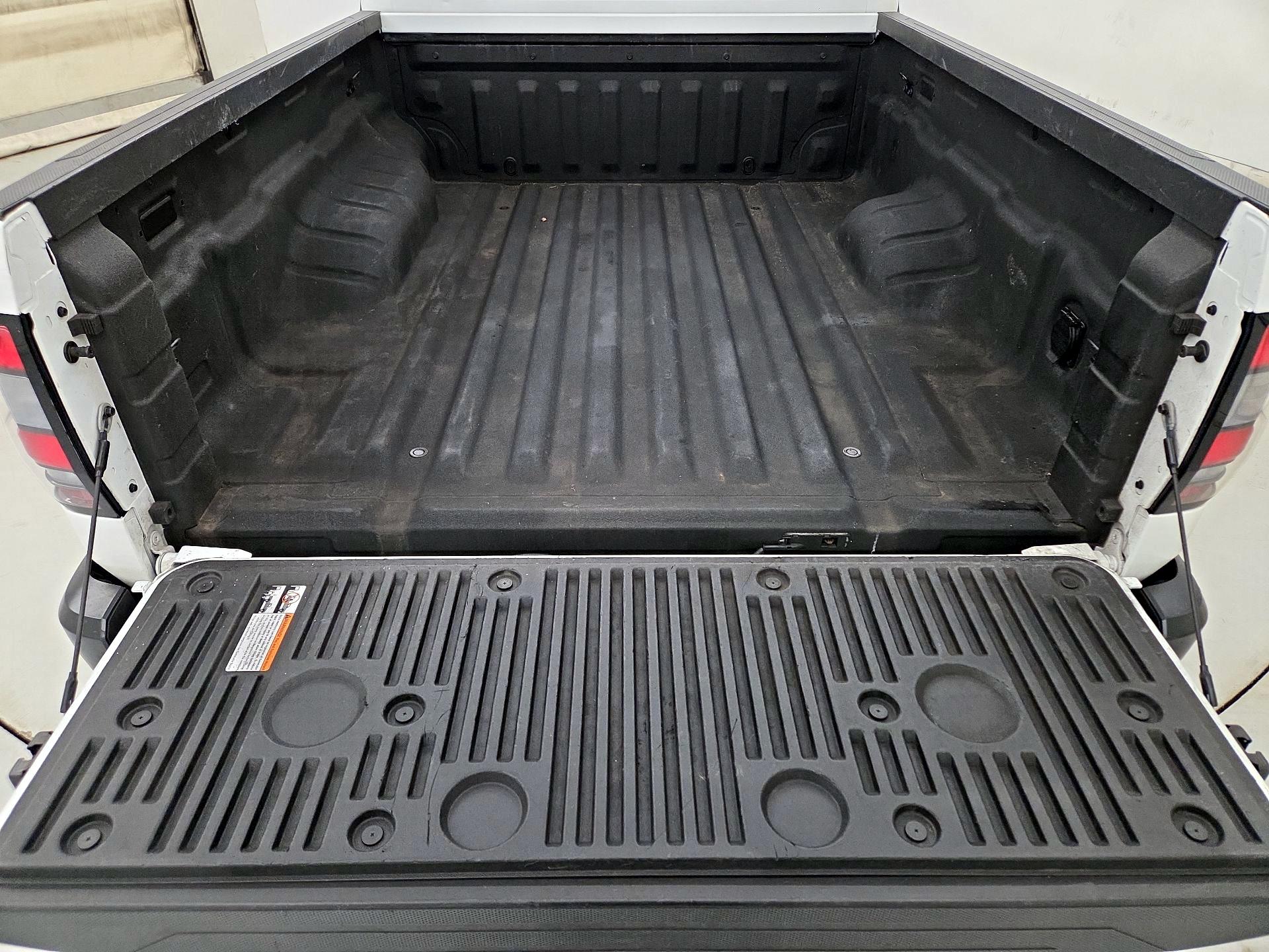 Thumbnail: 2024 Nissan Frontier - 20