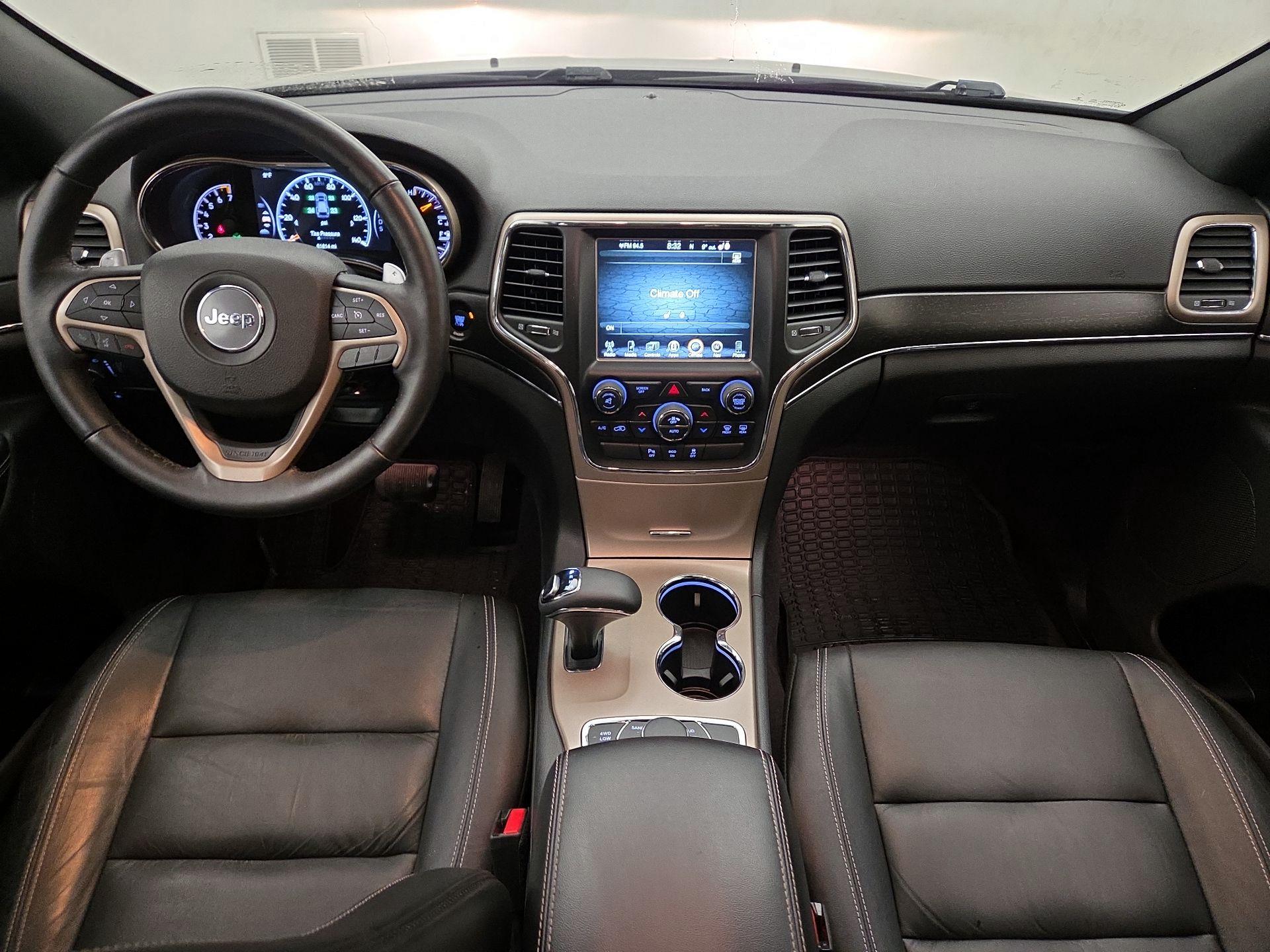 Thumbnail: 2015 Jeep Grand Cherokee - 9