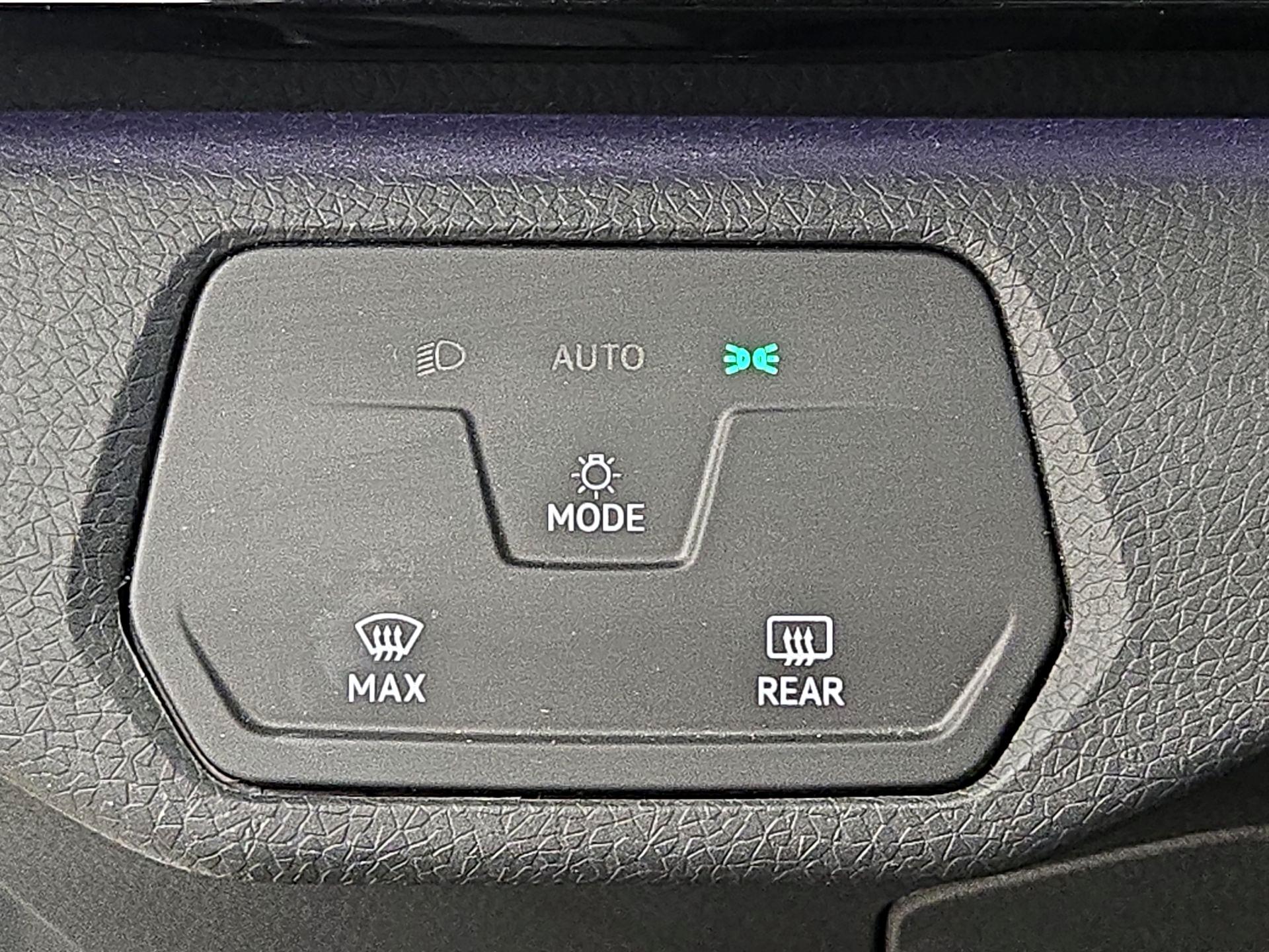 Thumbnail: 2023 Volkswagen ID.4 - 13