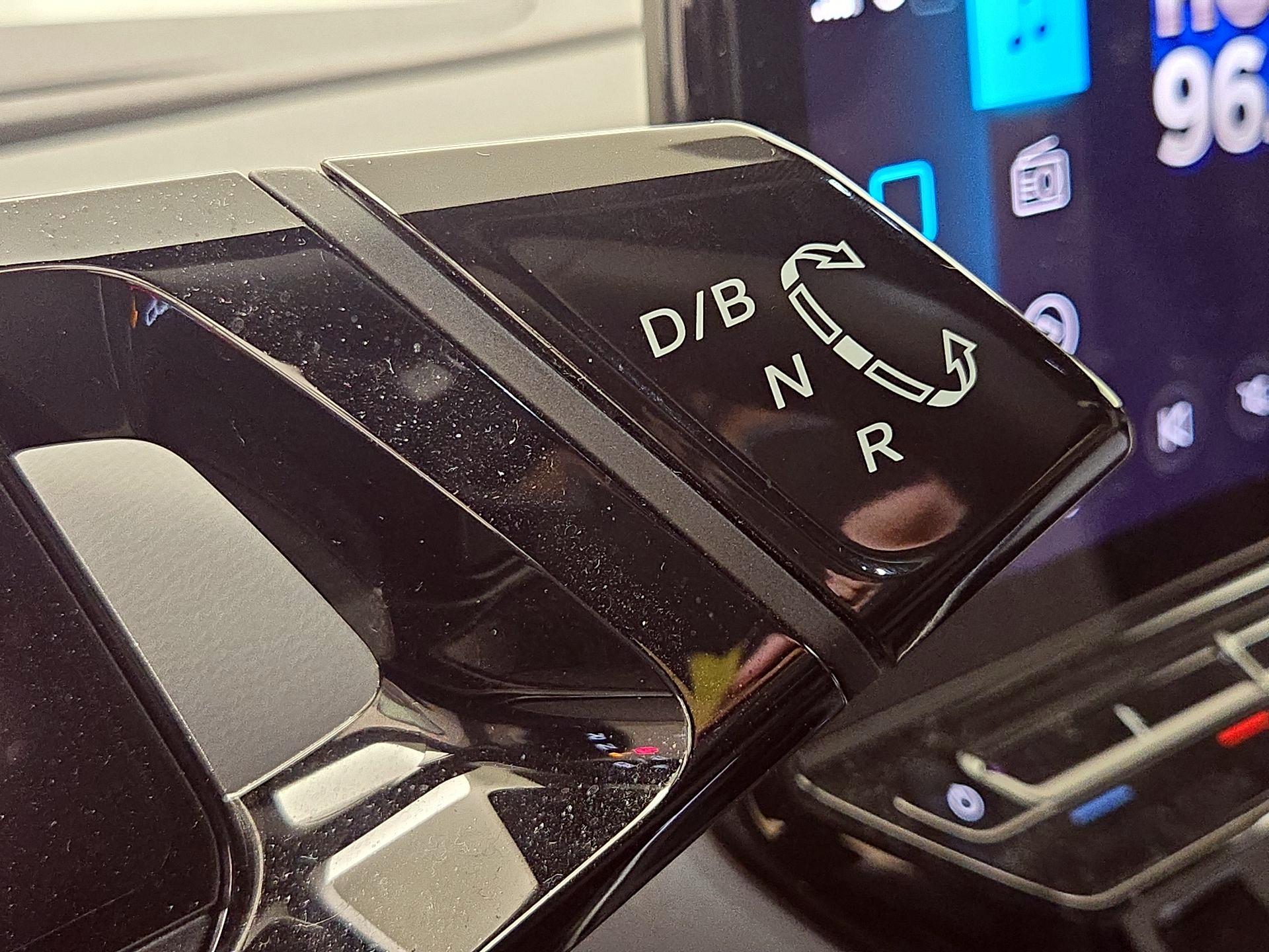 Thumbnail: 2023 Volkswagen ID.4 - 17