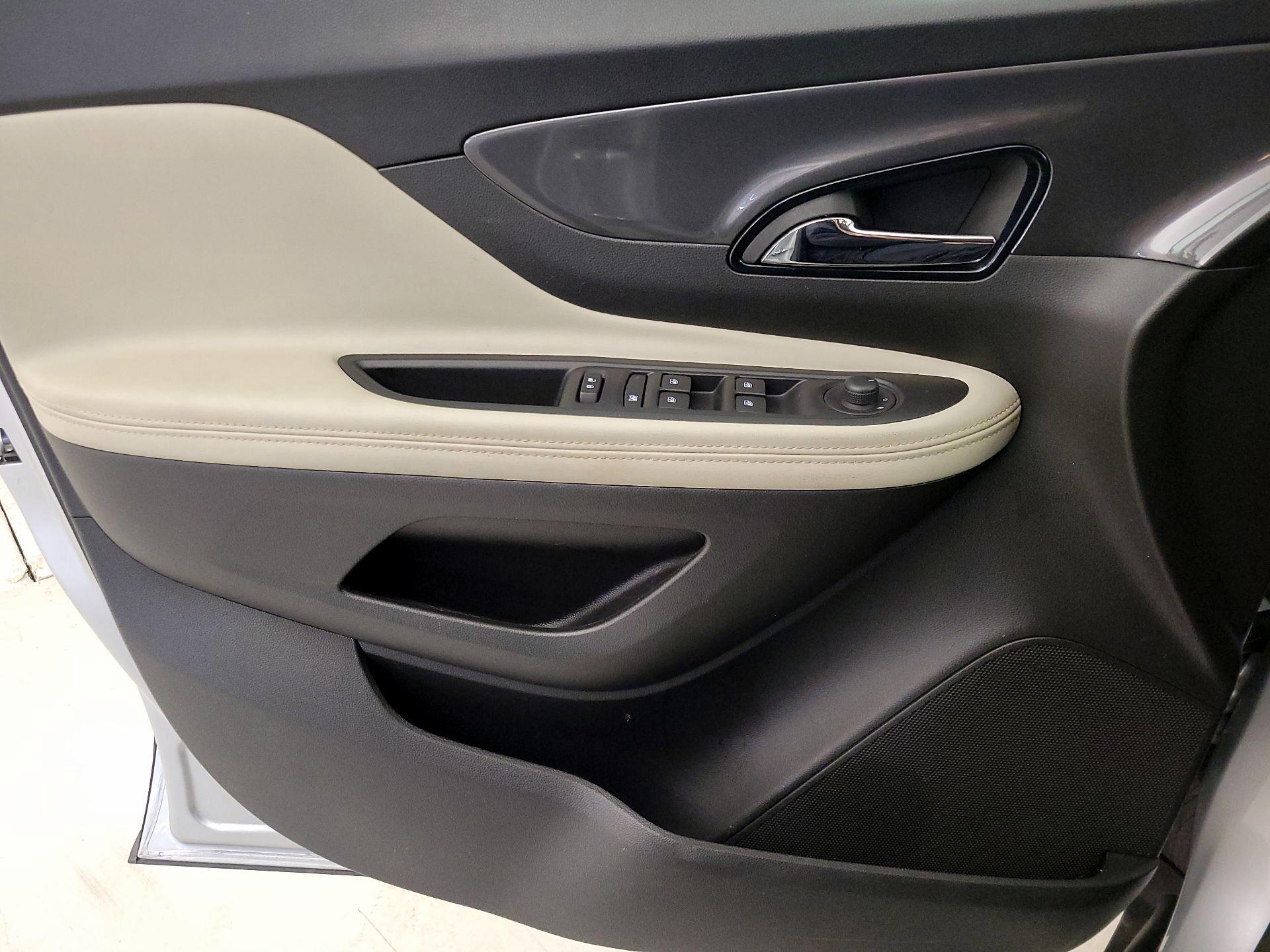 Thumbnail: 2022 Buick Encore - 12