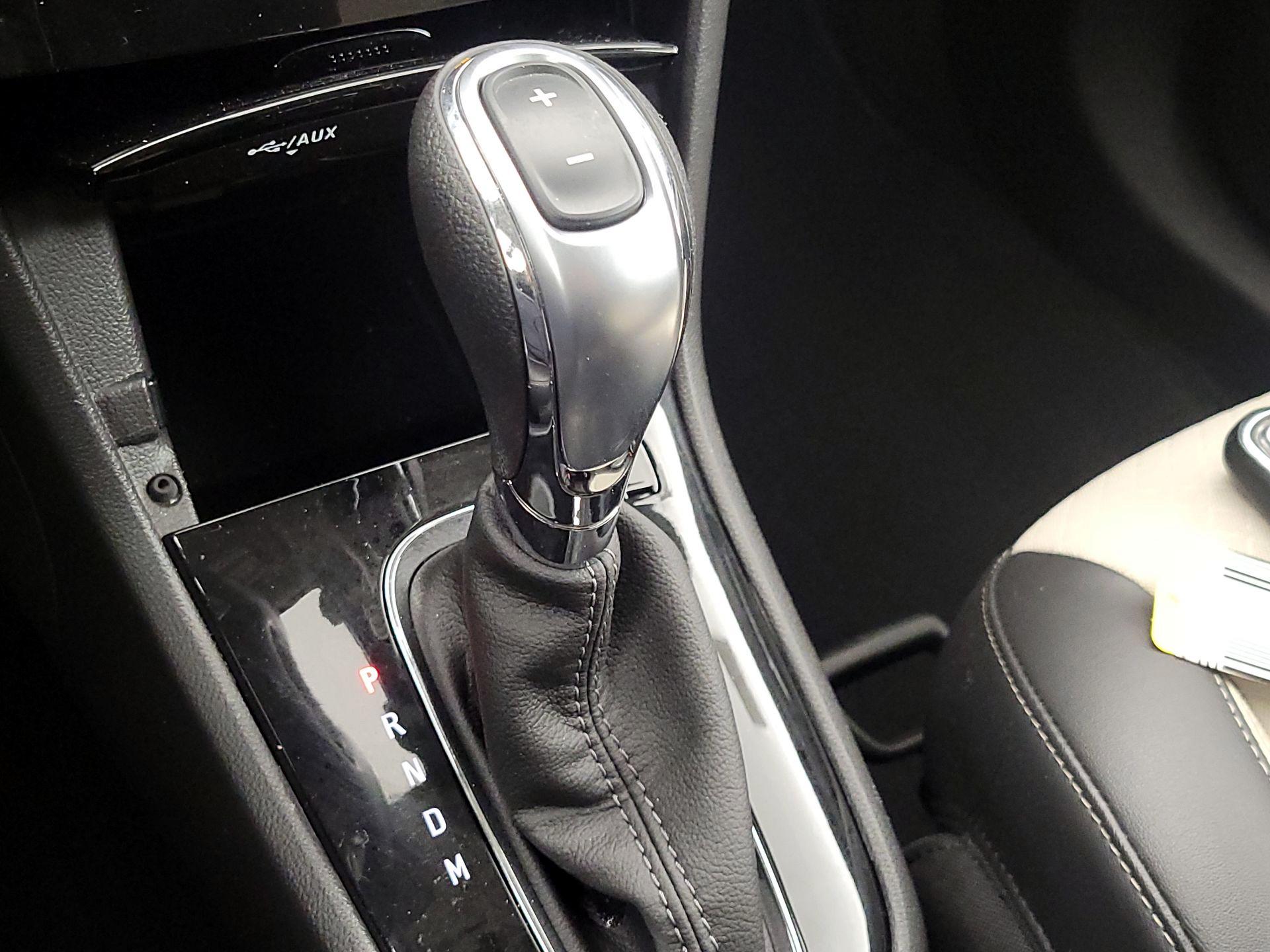 Thumbnail: 2022 Buick Encore - 17