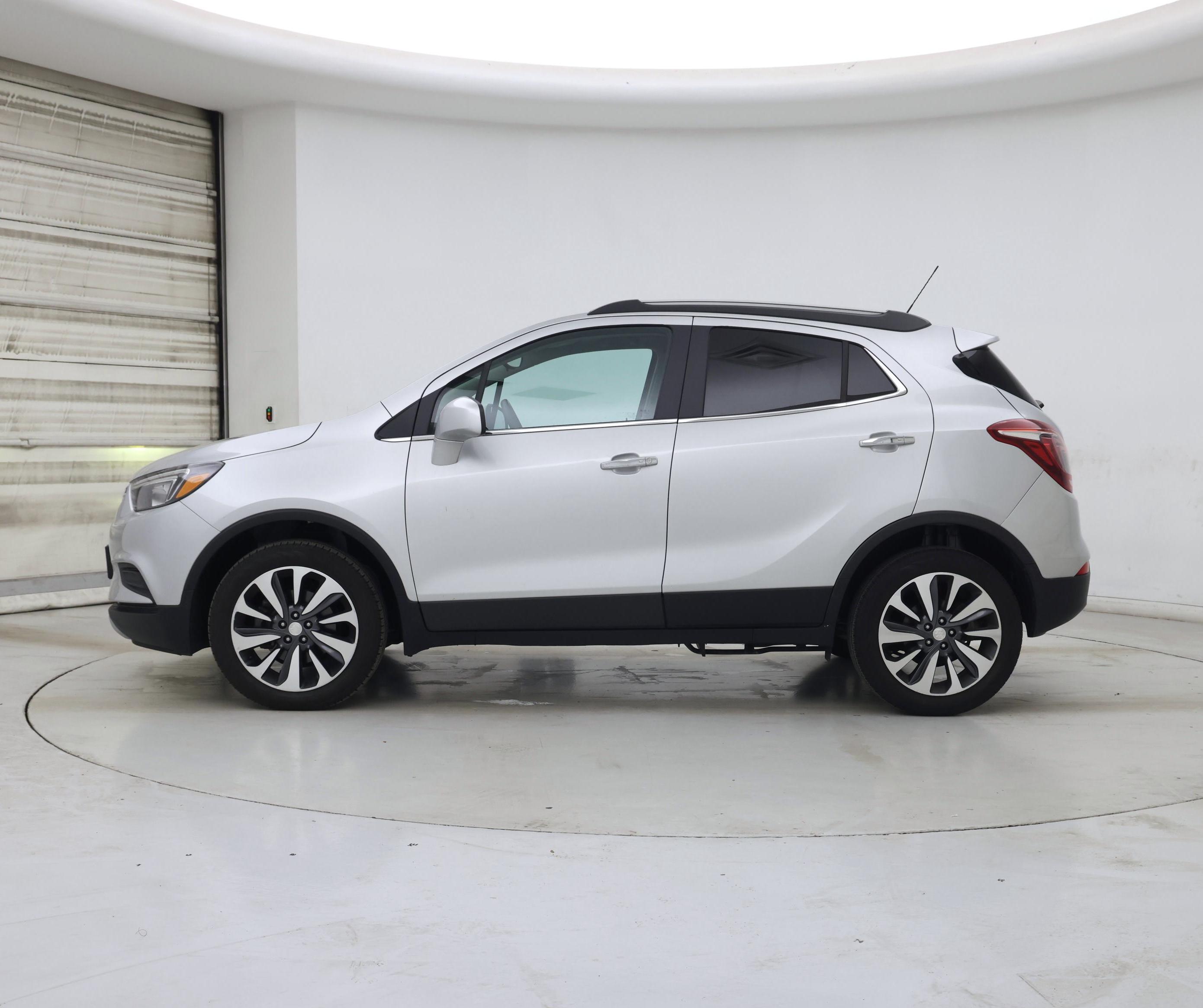 Thumbnail: 2022 Buick Encore - 3