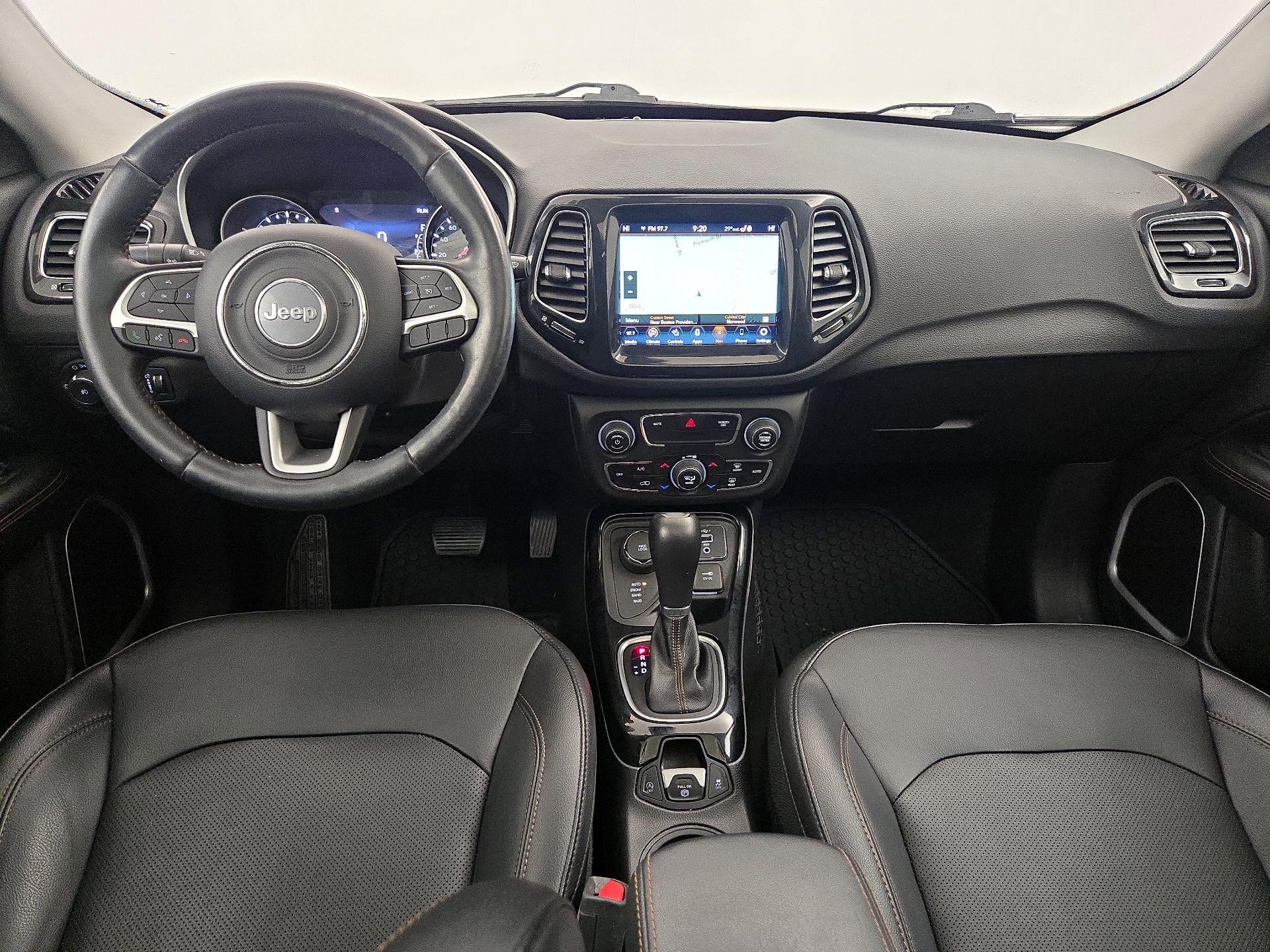 Thumbnail: 2020 Jeep Compass - 9