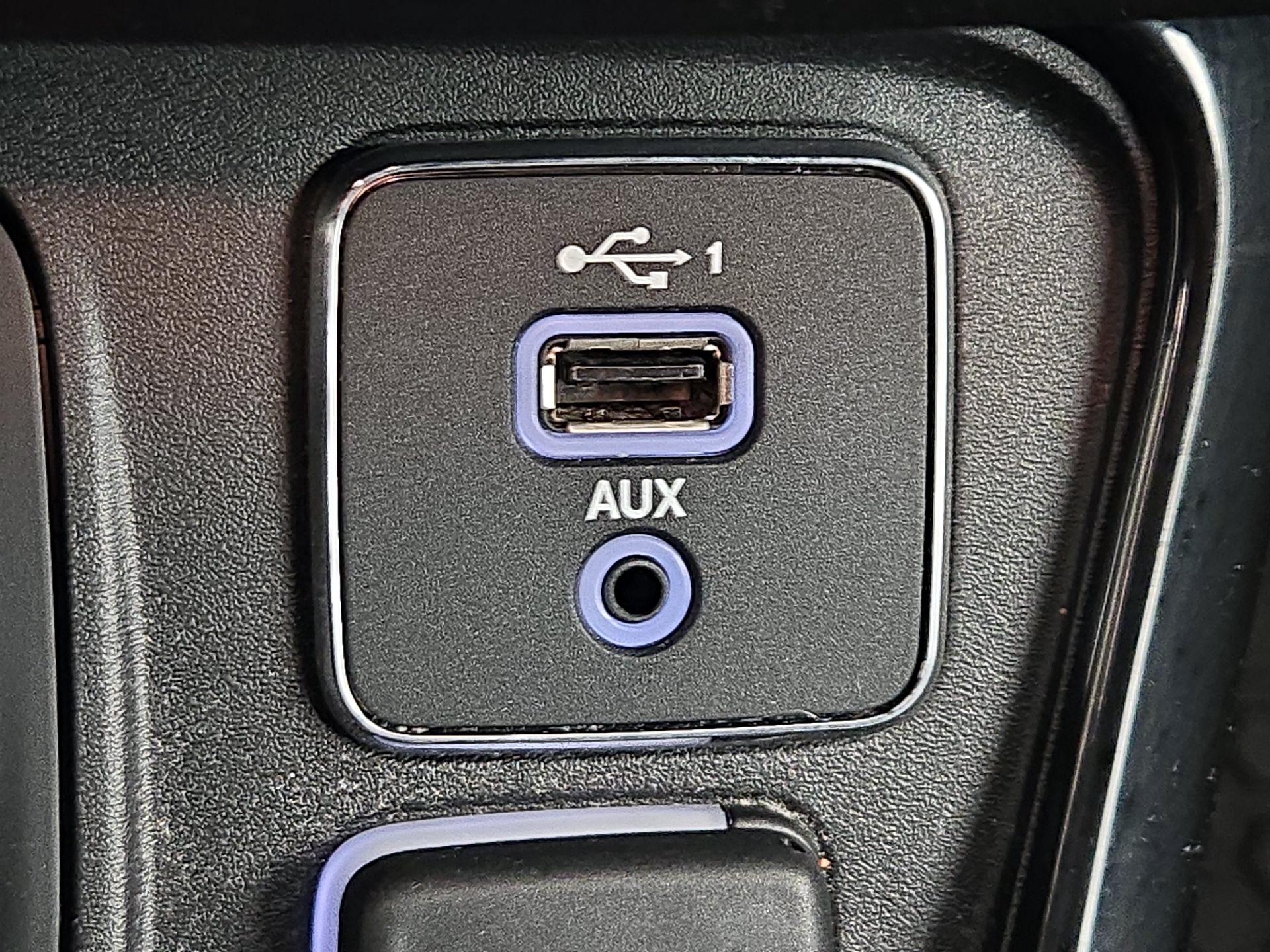 Thumbnail: 2020 Jeep Compass - 19