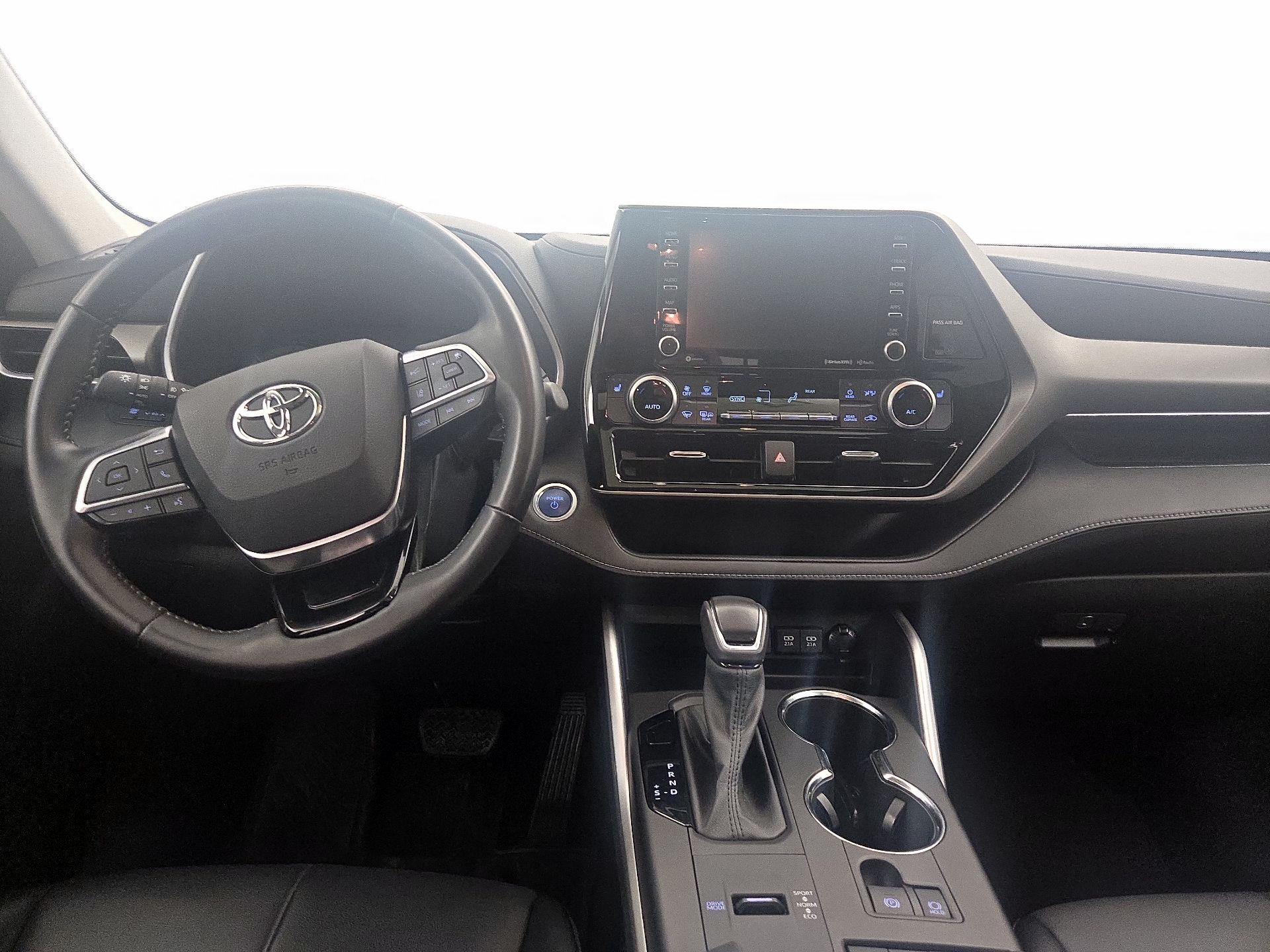 Thumbnail: 2021 Toyota Highlander - 9