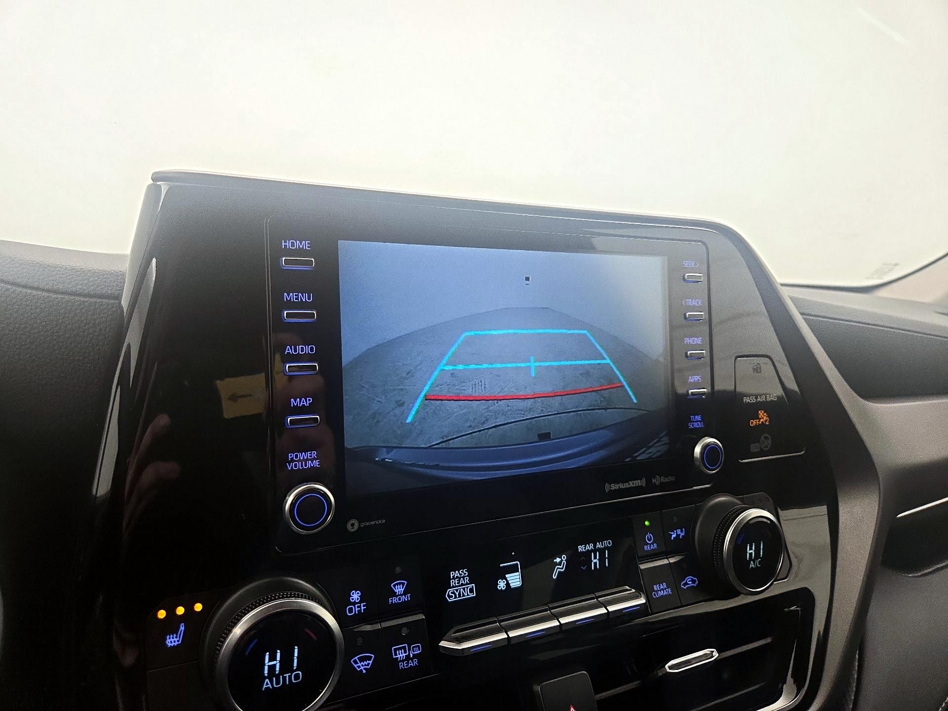 Thumbnail: 2021 Toyota Highlander - 14