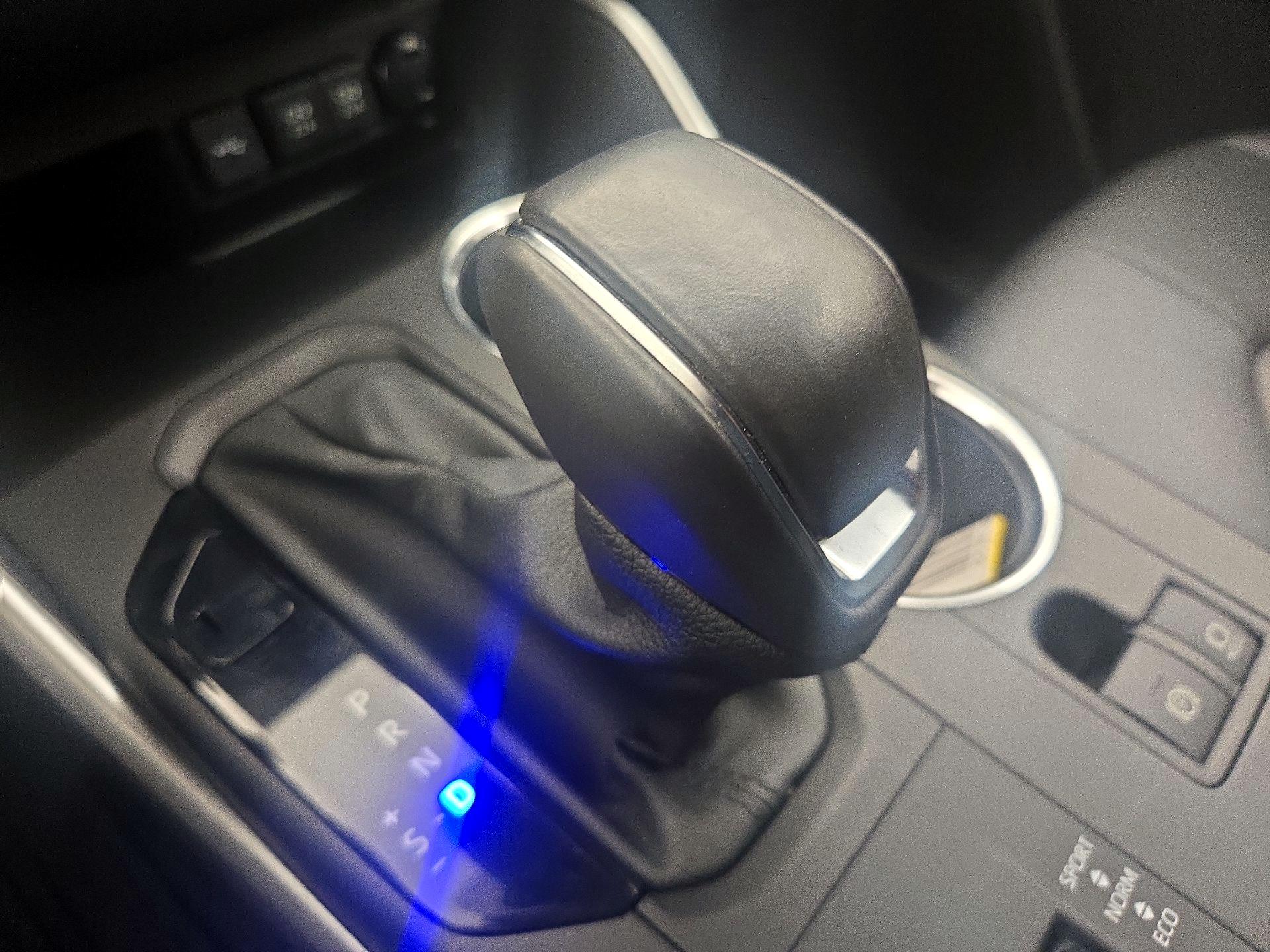 Thumbnail: 2021 Toyota Highlander - 17