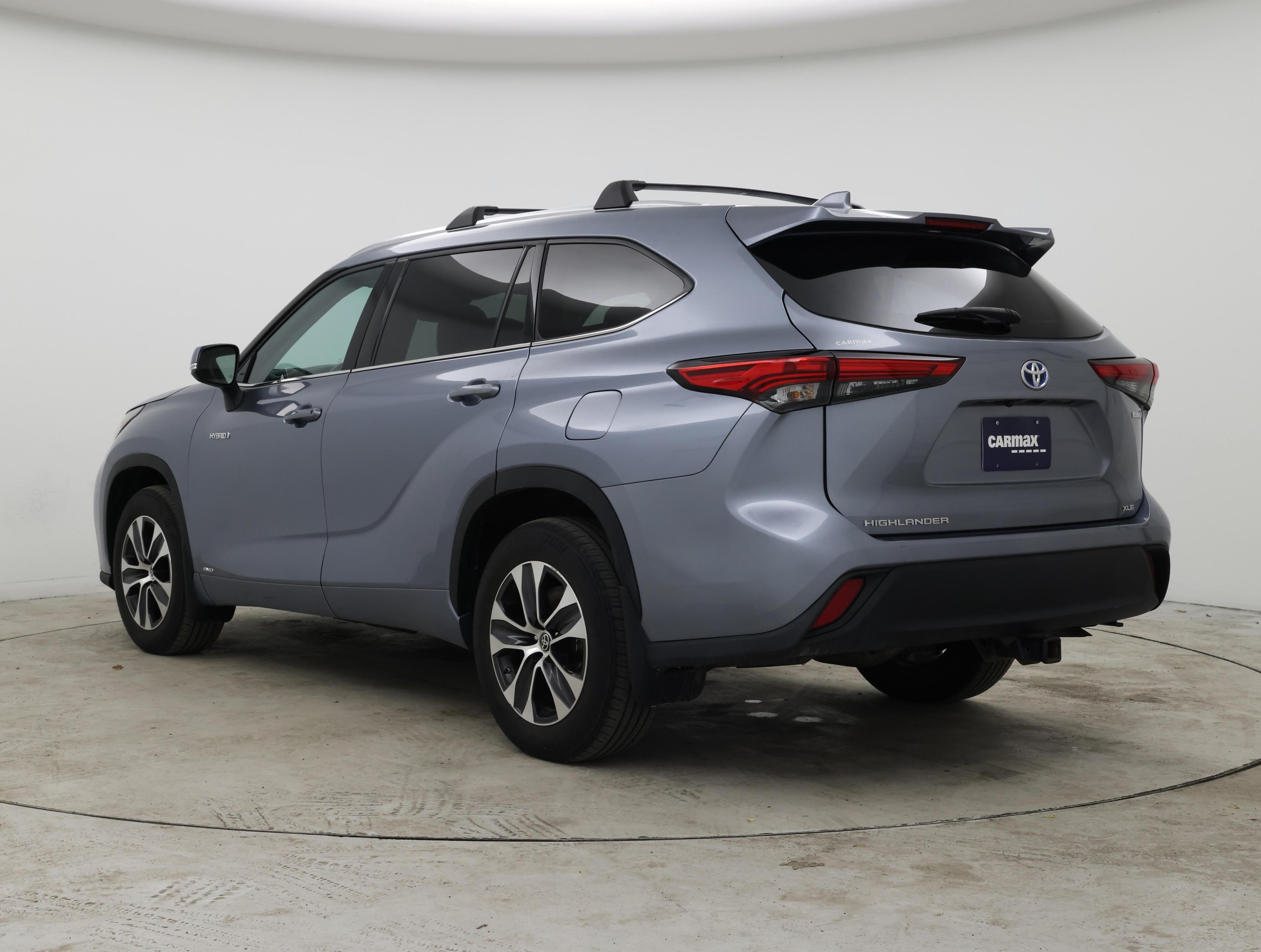 Thumbnail: 2021 Toyota Highlander - 2