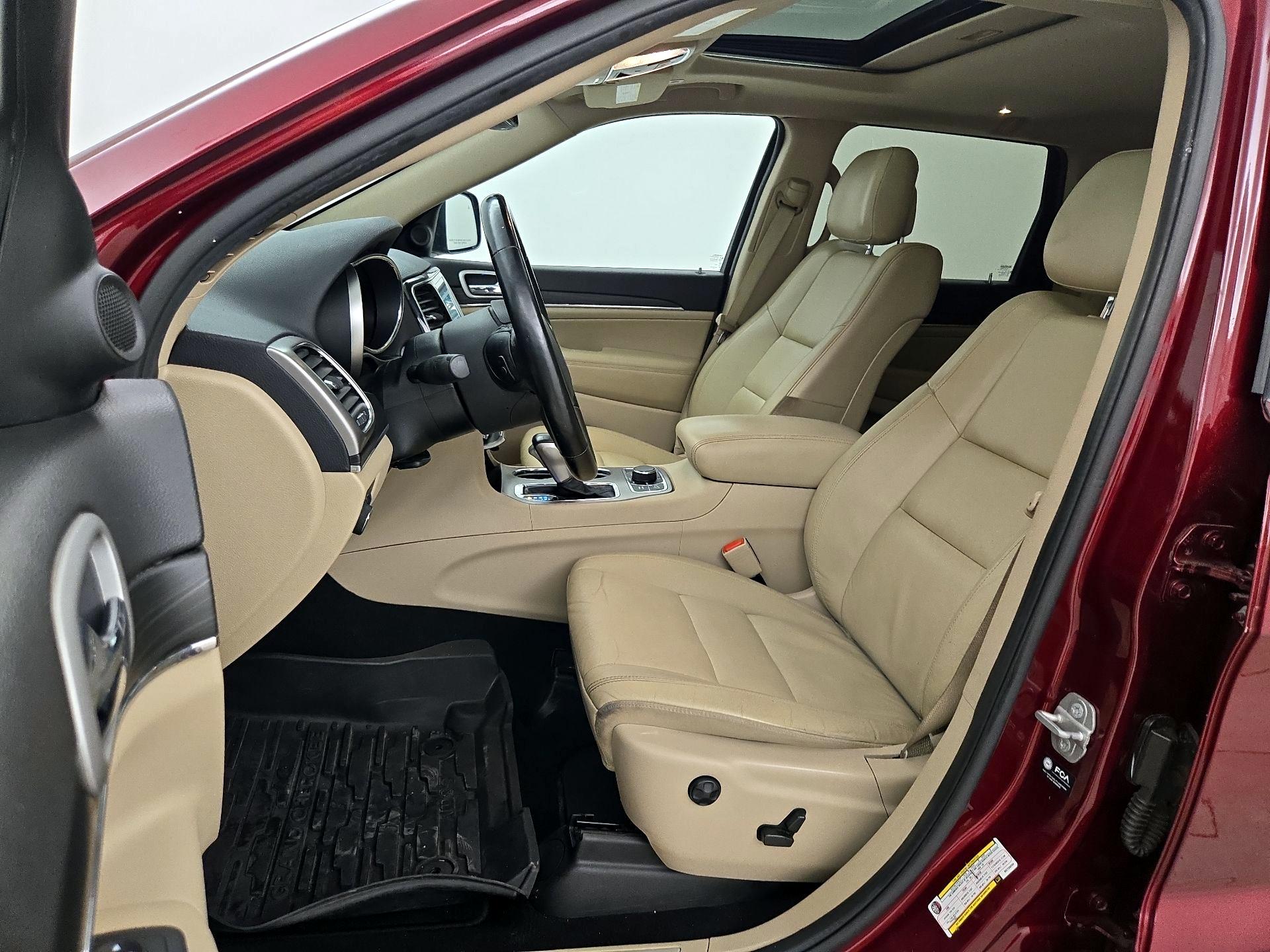 Thumbnail: 2021 Jeep Grand Cherokee - 11