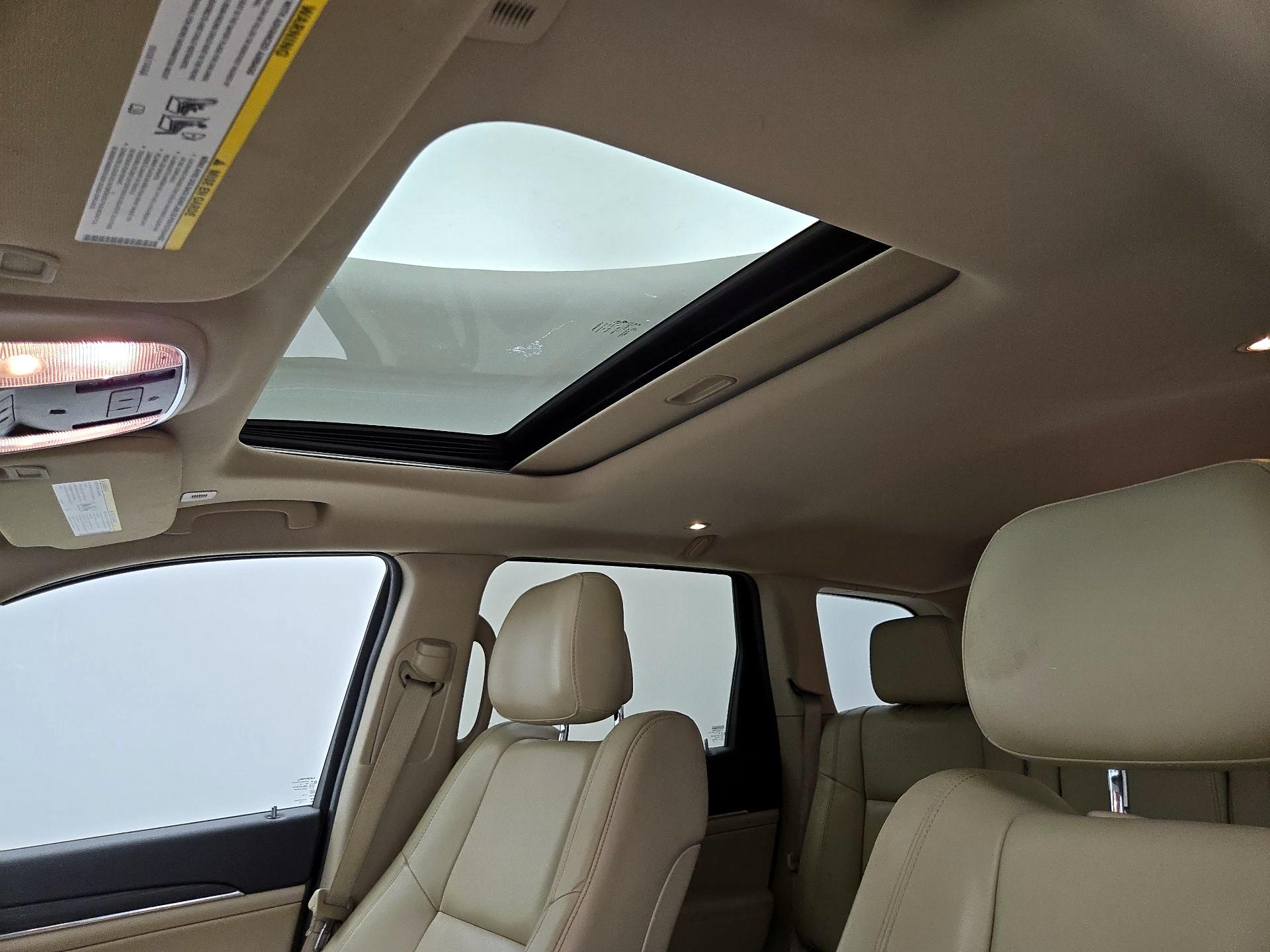 Thumbnail: 2021 Jeep Grand Cherokee - 20