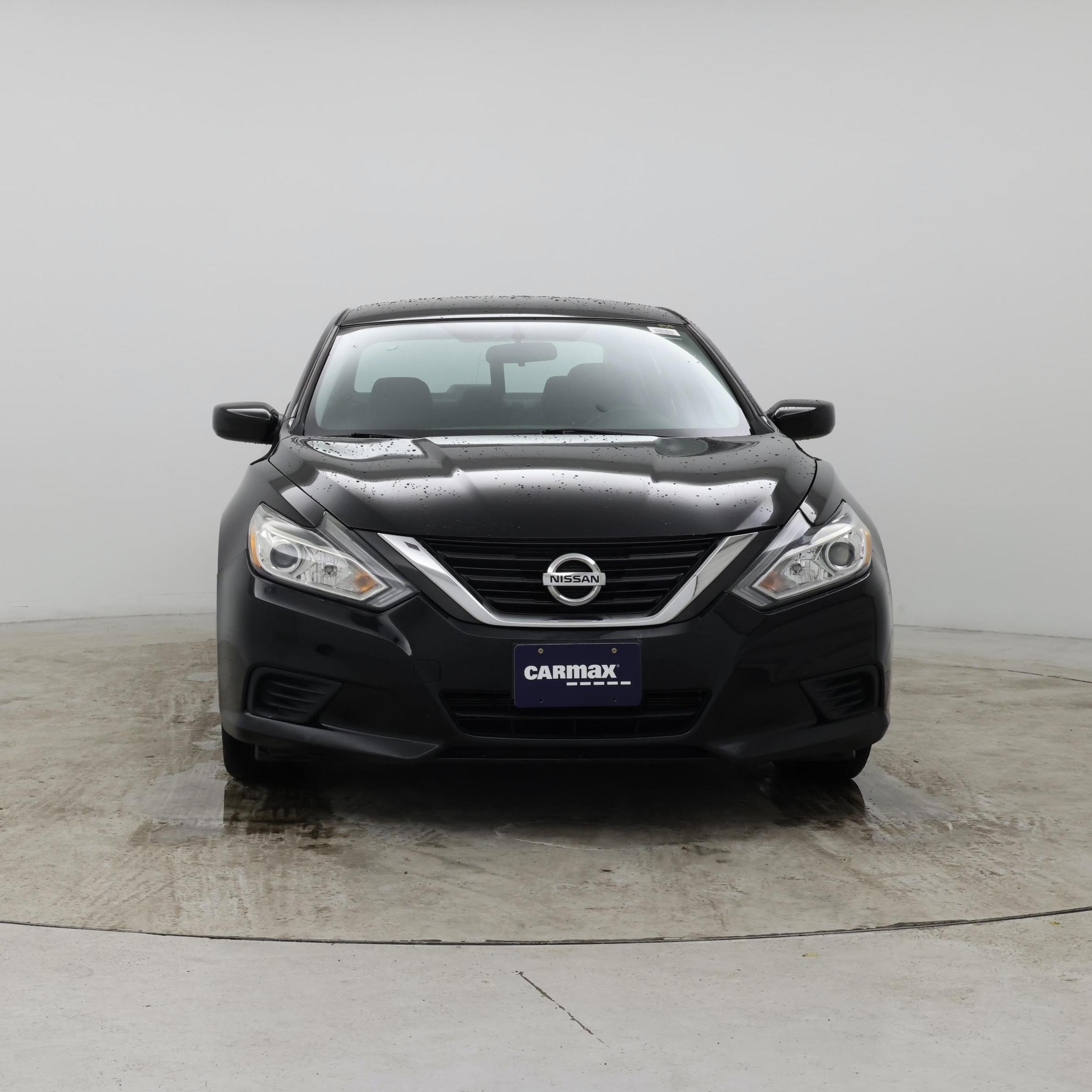 Thumbnail: 2017 Nissan Altima - 5