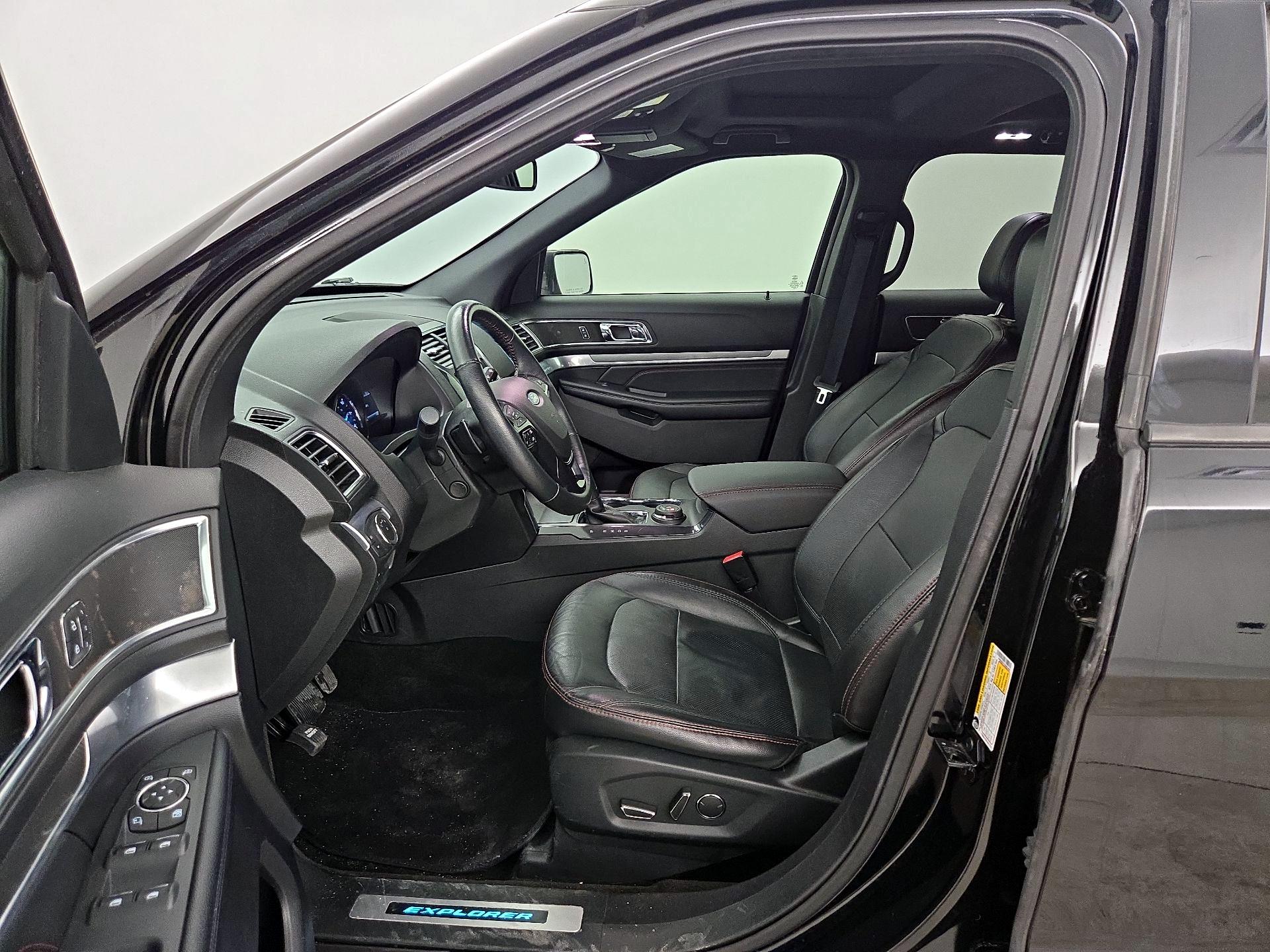 Thumbnail: 2018 Ford Explorer - 11