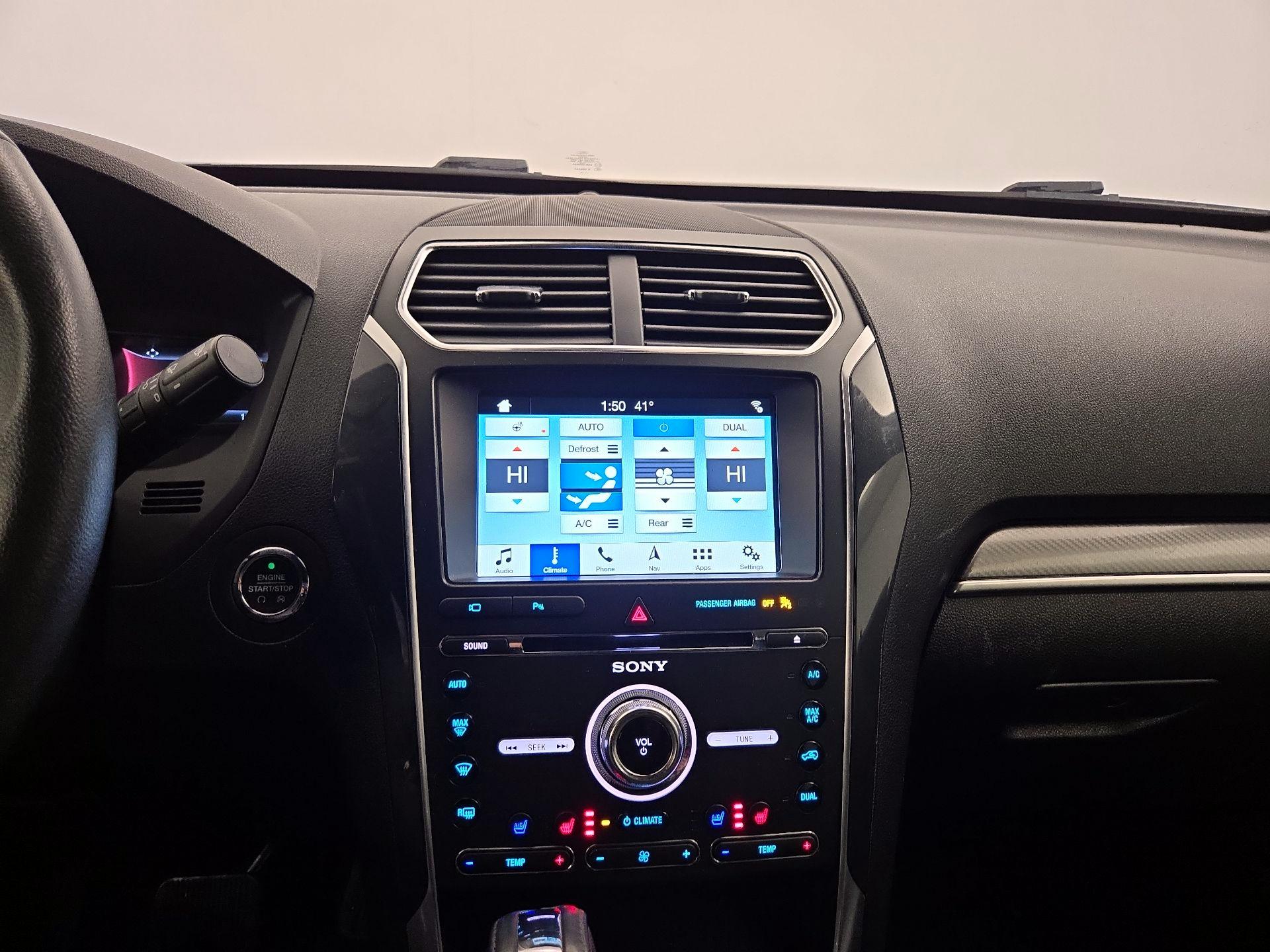 Thumbnail: 2018 Ford Explorer - 17