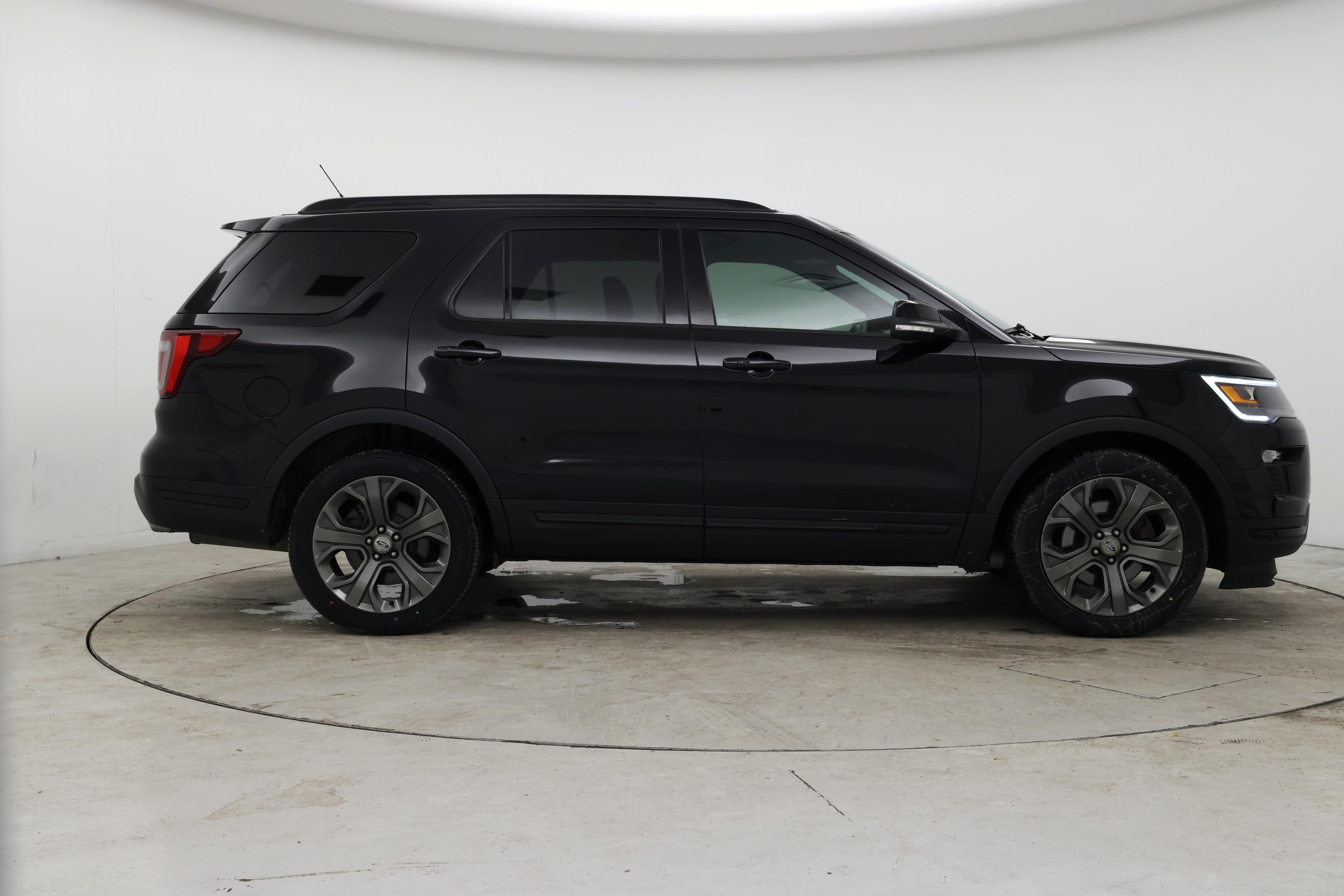 Thumbnail: 2018 Ford Explorer - 7