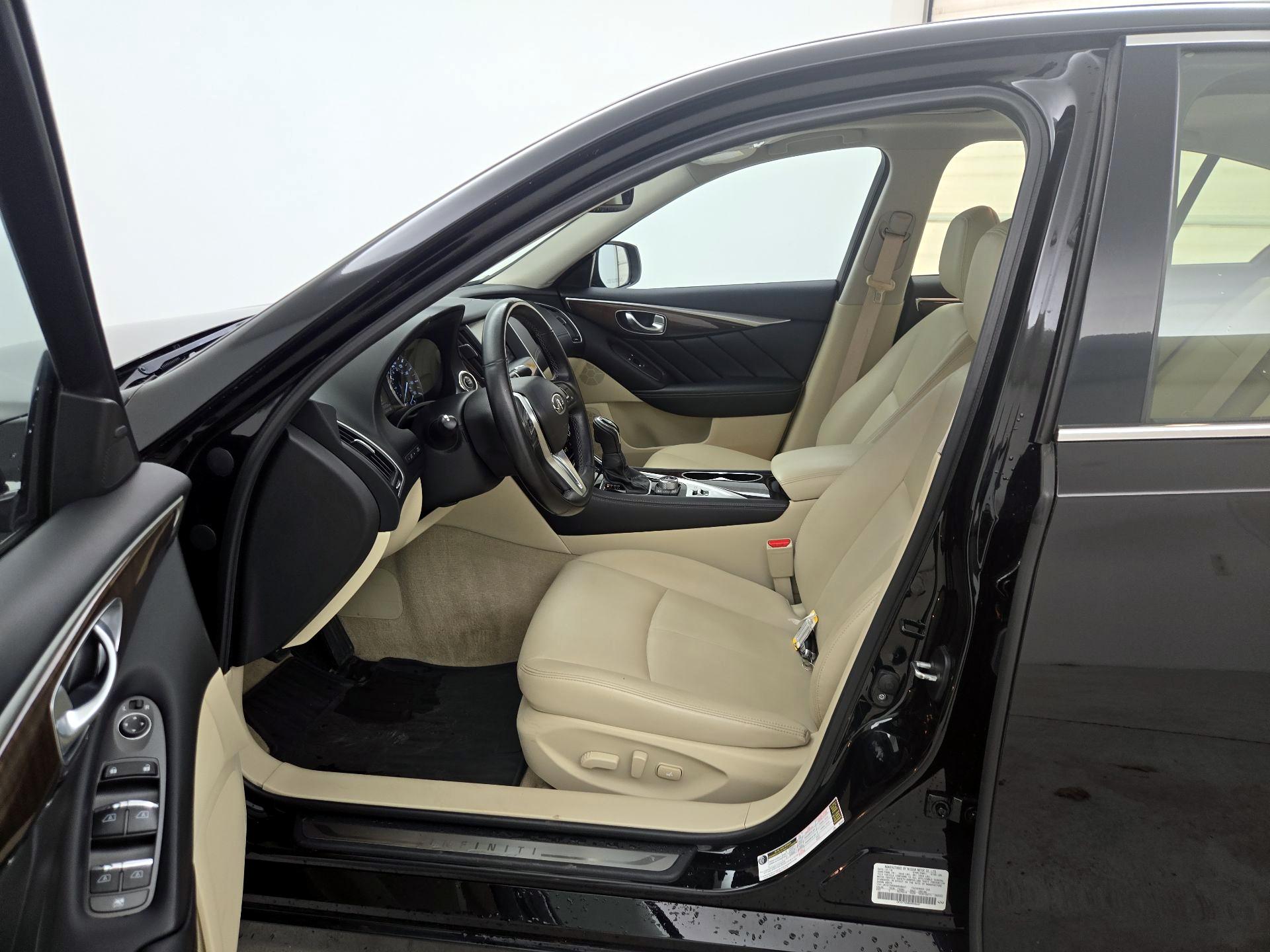 Thumbnail: 2019 INFINITI Q50 - 11