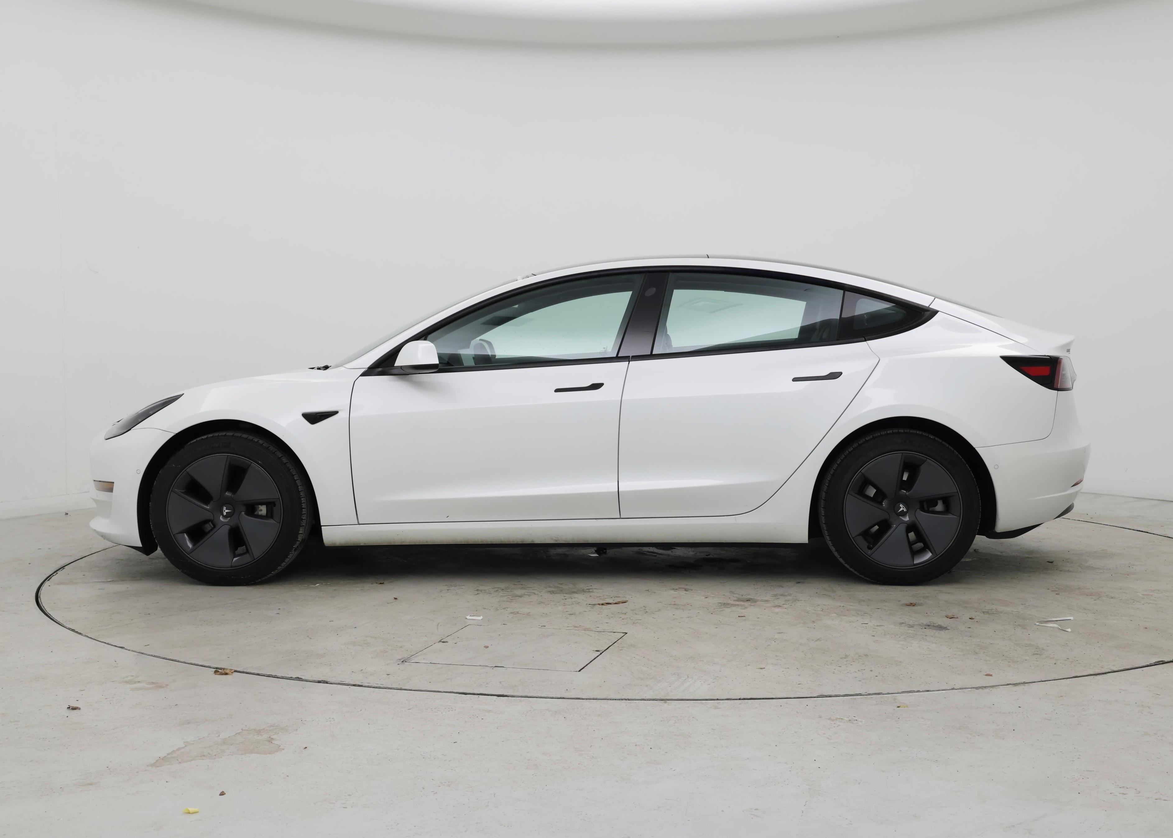 Thumbnail: 2021 Tesla Model 3 - 3