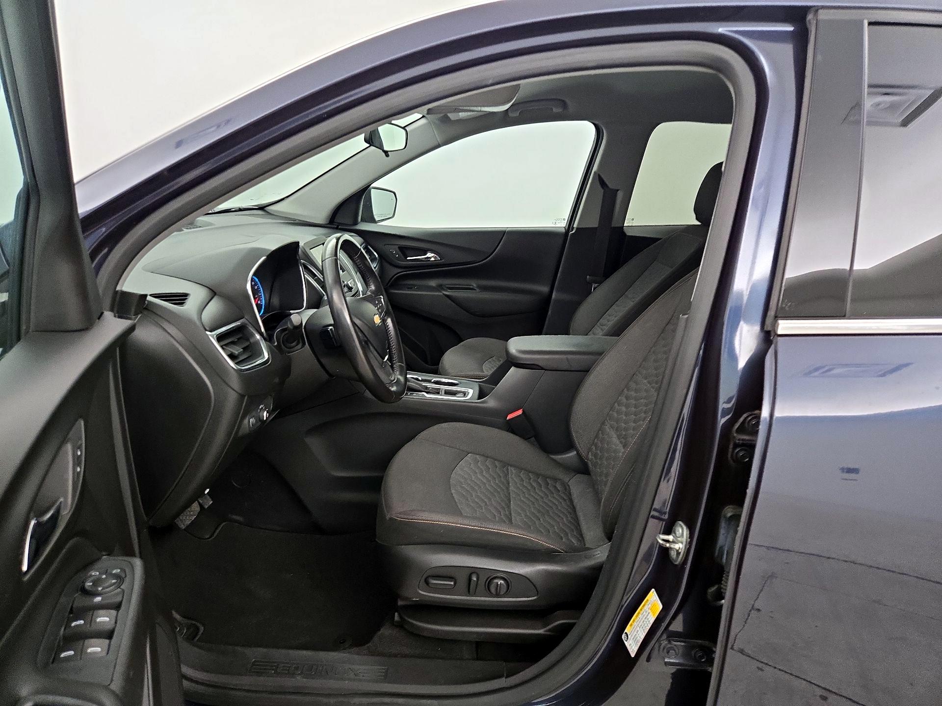 Thumbnail: 2019 Chevrolet Equinox - 11