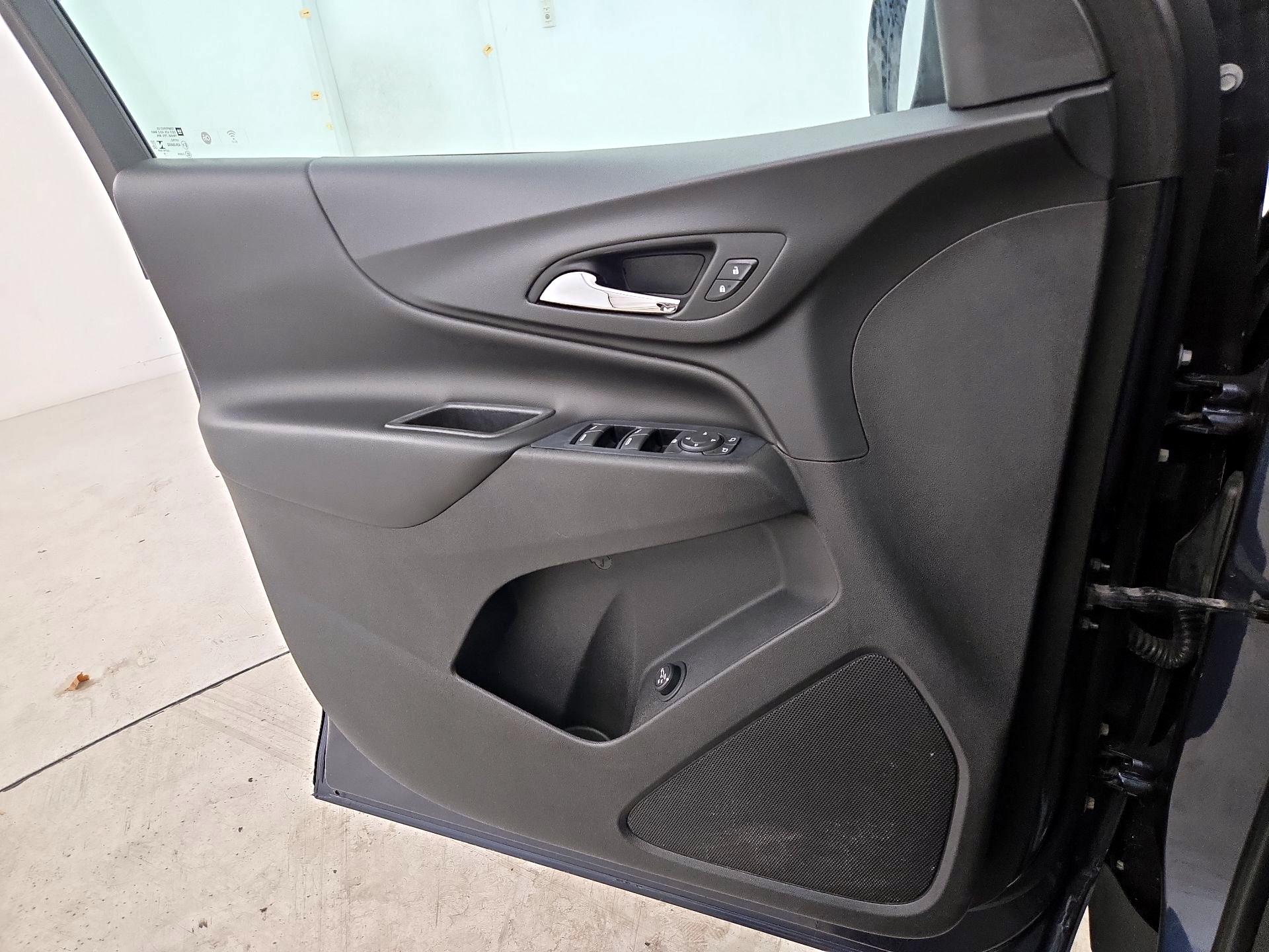 Thumbnail: 2019 Chevrolet Equinox - 12