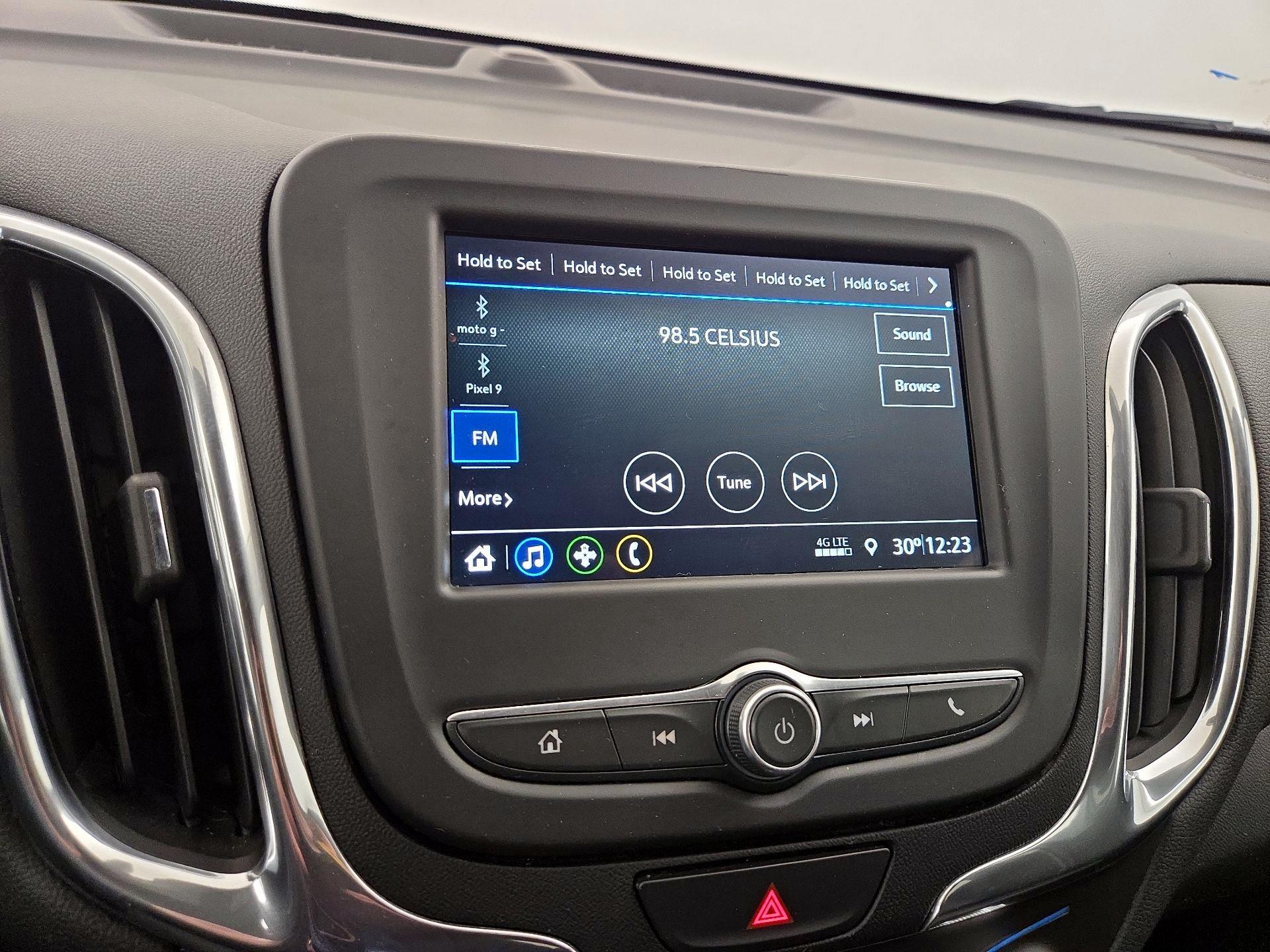 Thumbnail: 2019 Chevrolet Equinox - 15